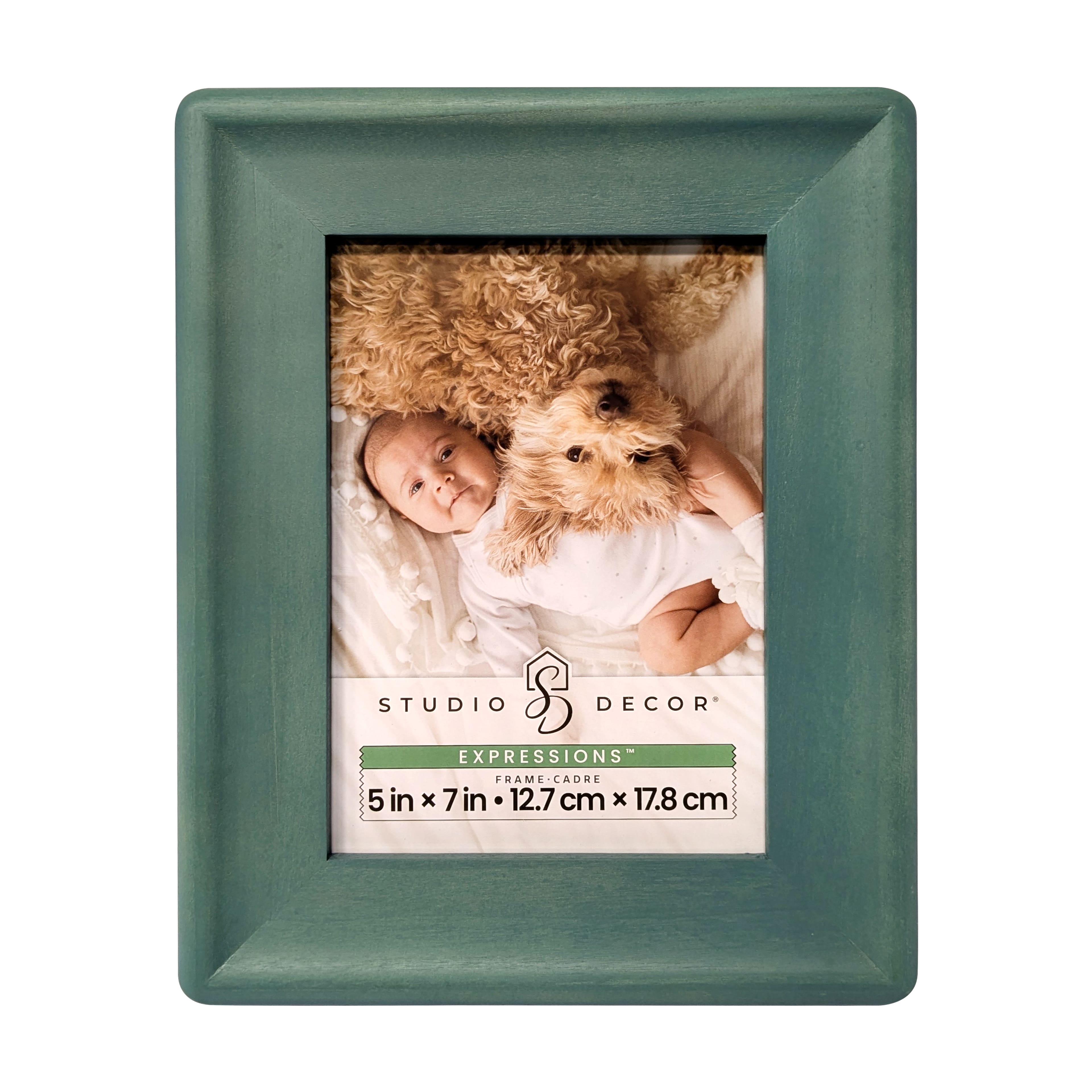 Expressions&#x2122; 5&#x22; x 7&#x22; Rounded Wood Frame by Studio D&#xE9;cor&#xAE;
