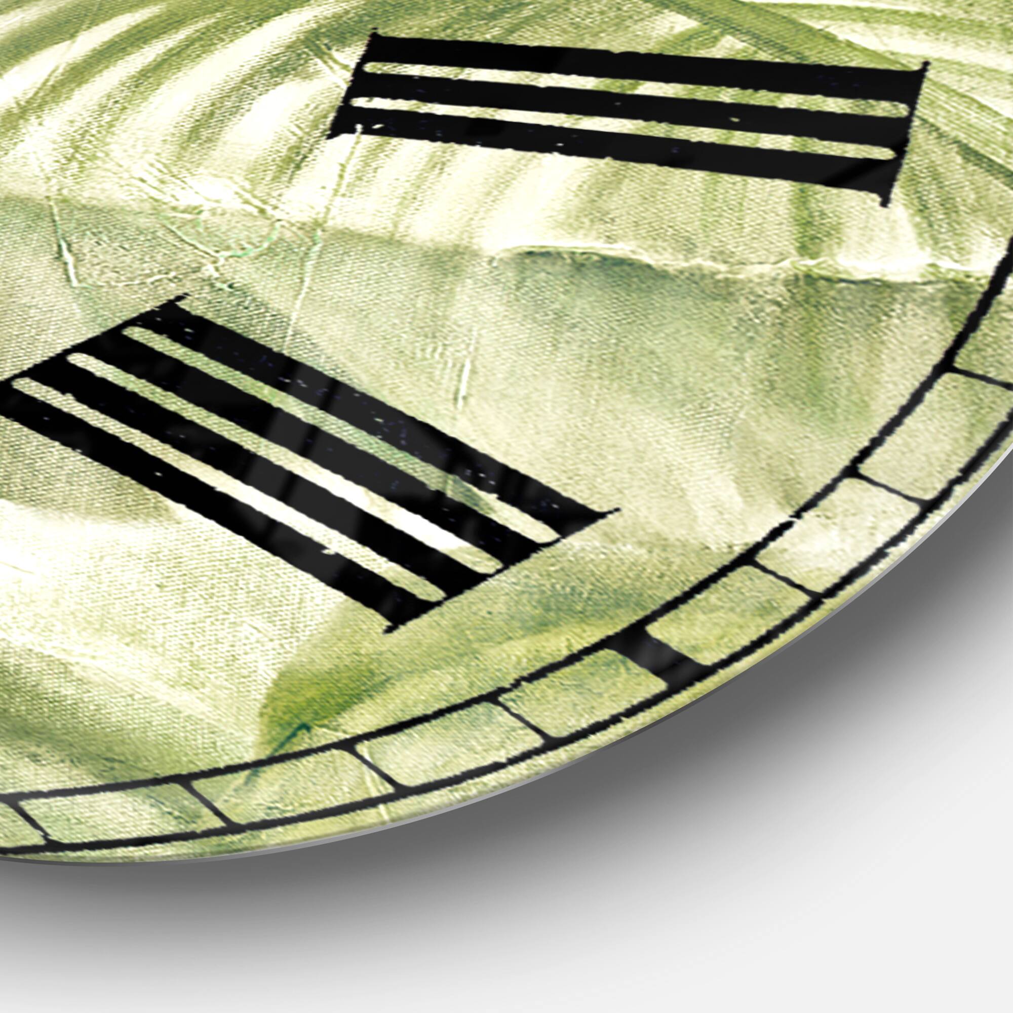 Designart 'Tropical Canopy I Green Farmhouse Wall Clock