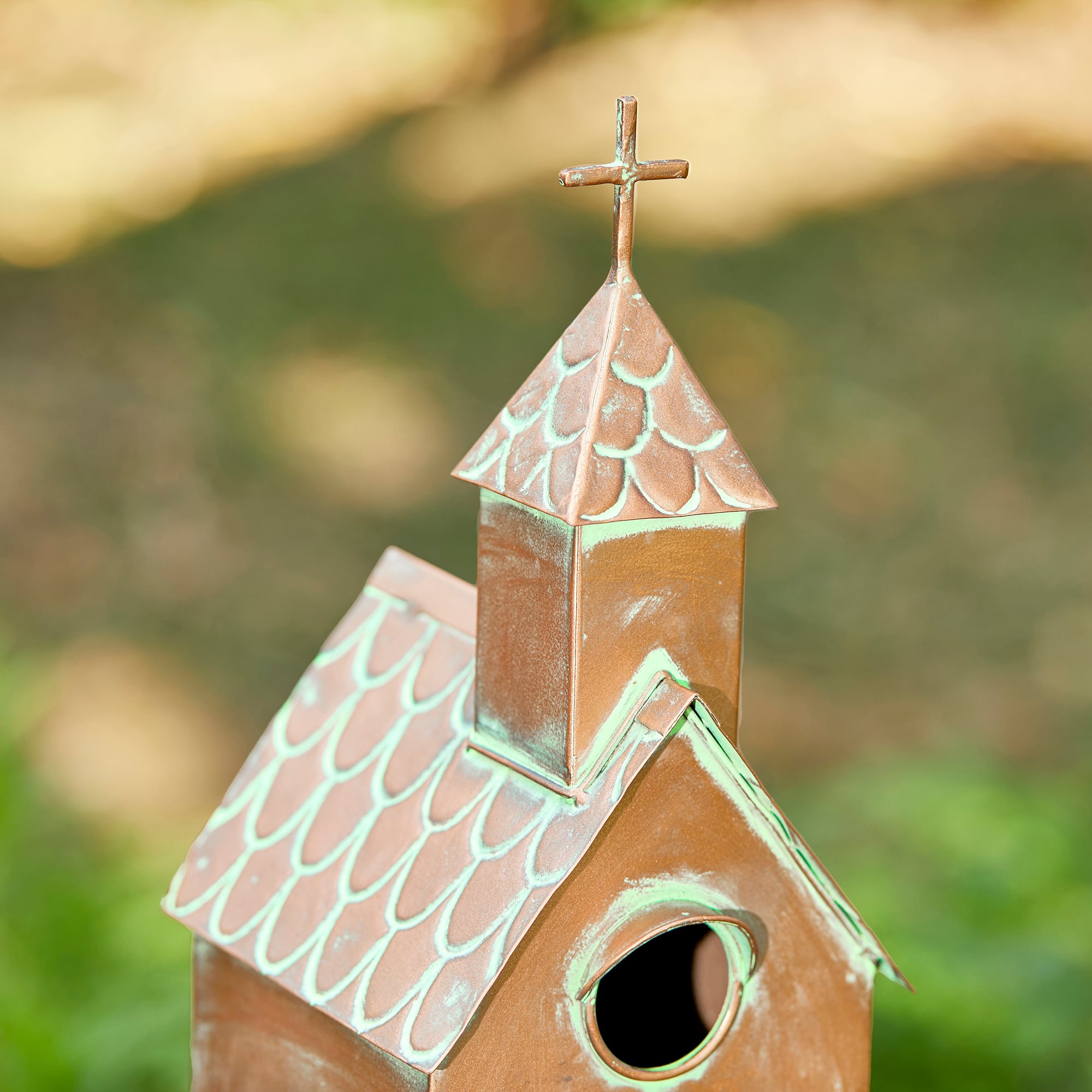 Glitzhome&#xAE; 4ft. Faux Copper Distressed Metal Church Birdhouse with Stake