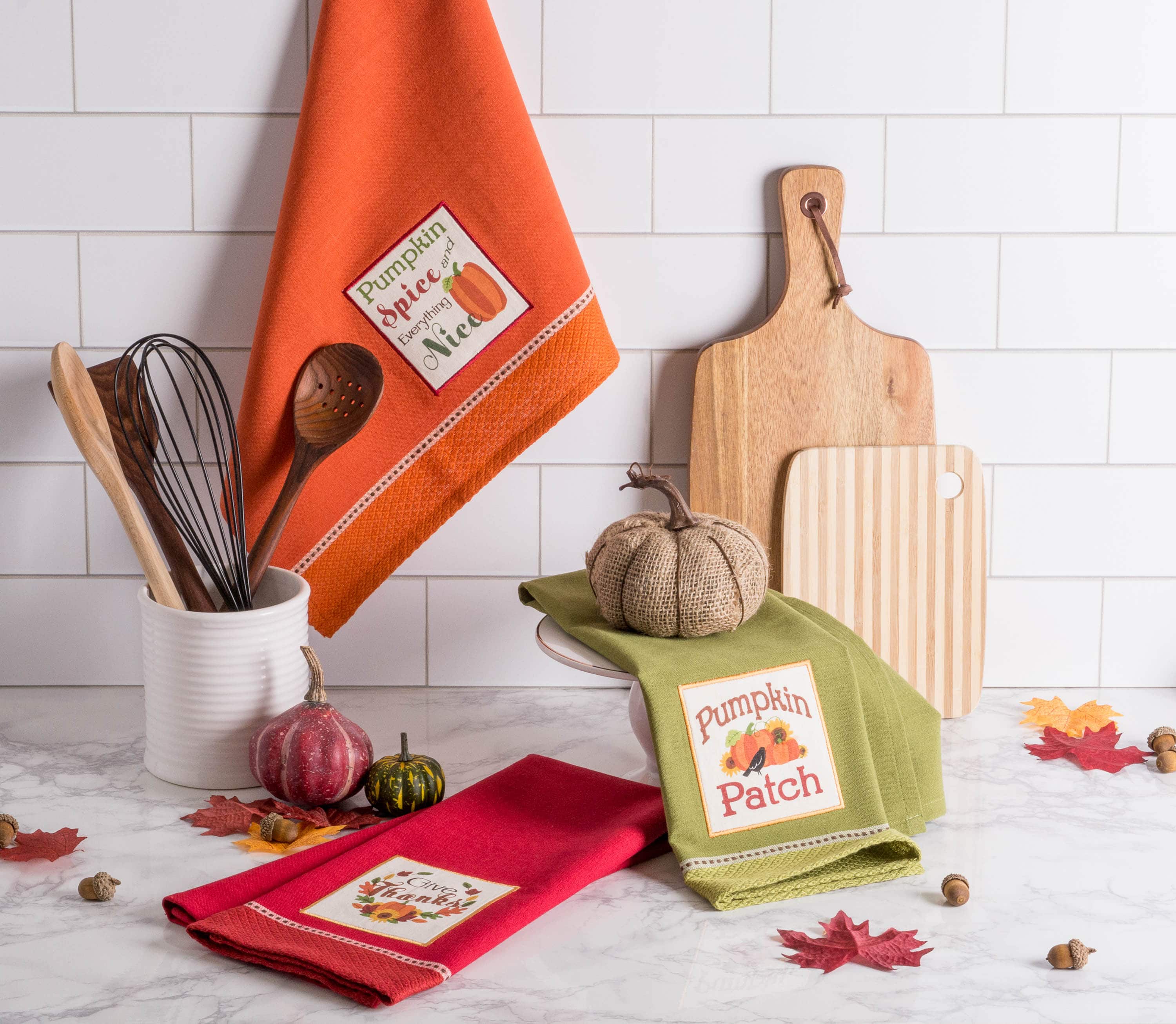 DII&#xAE; Assorted Country Pumpkin Embroidered Dishtowel Set