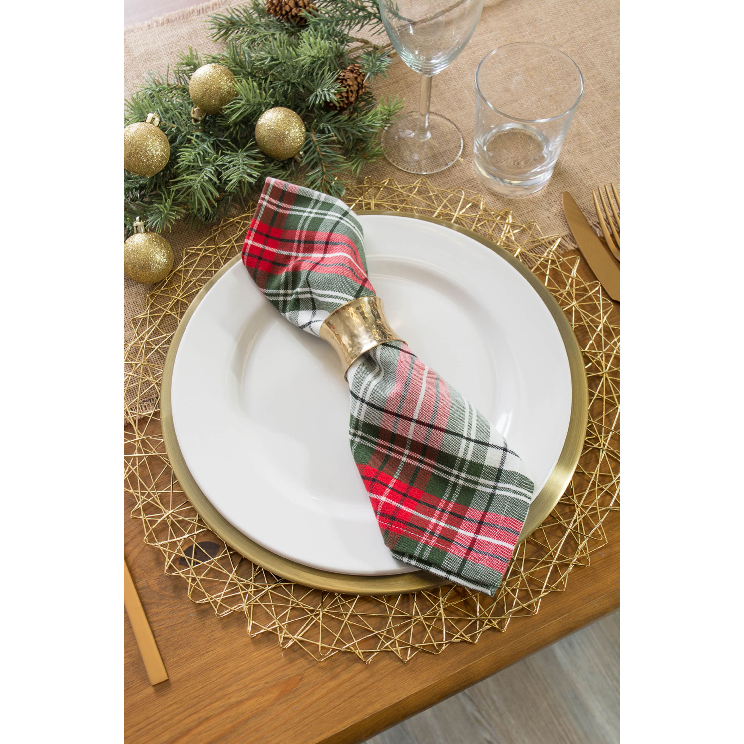 DII&#xAE; Christmas Plaid Napkins, 6ct.