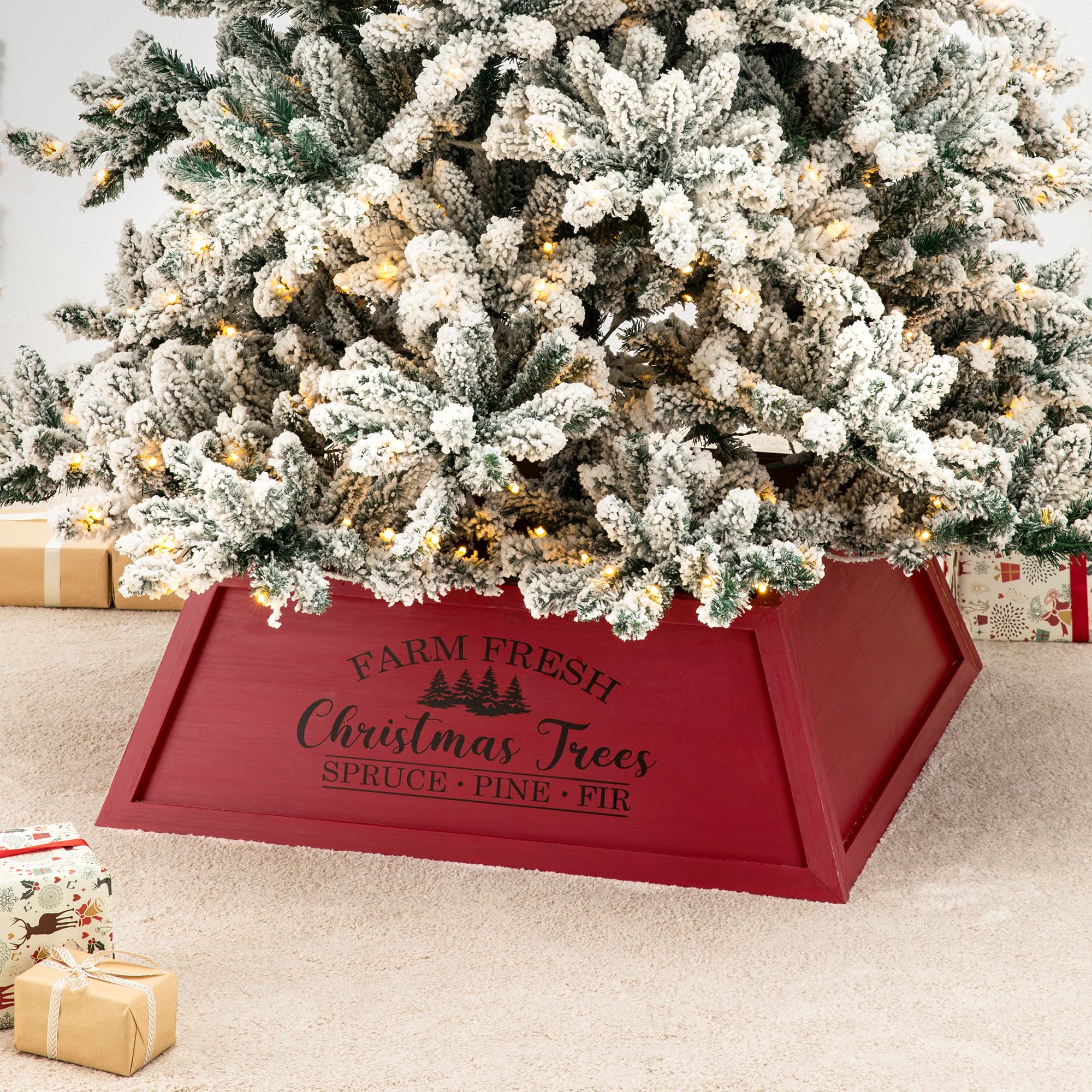 Glitzhome&#xAE; 32&#x22; Red Trapezoid Farm Fresh Christmas Tree Collar