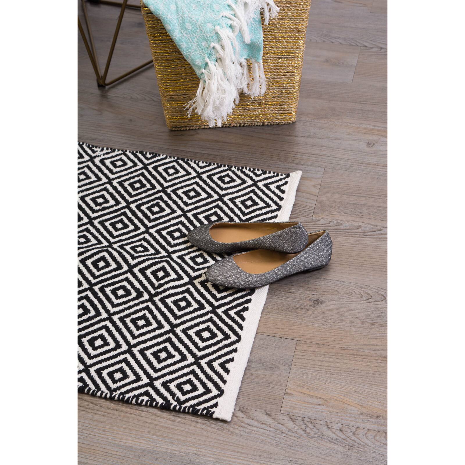 DII&#xAE; Black Diamond Rug, 2ft. x 3ft.