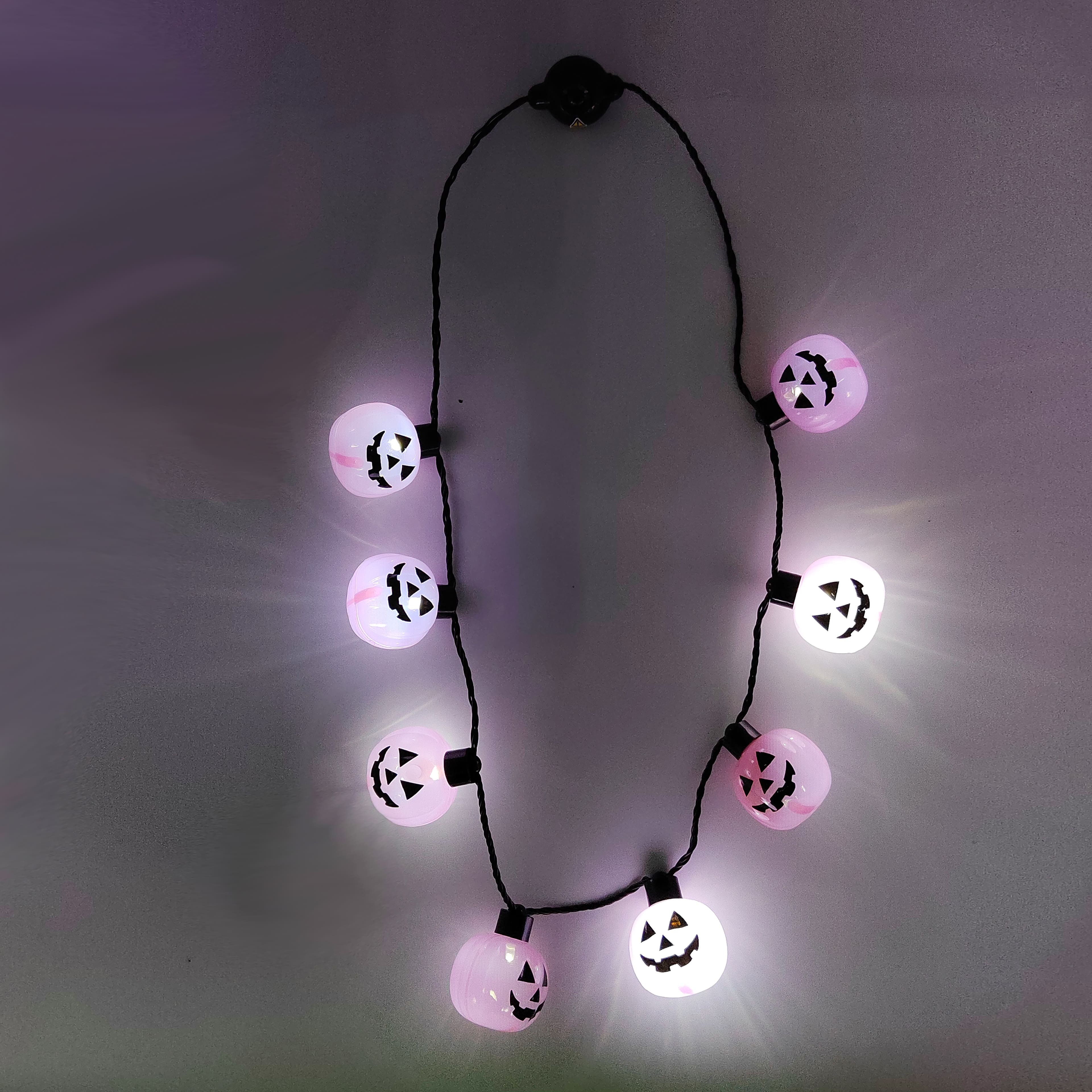 33&#x22; Pink Jack-O&#x27;-Lantern Necklace