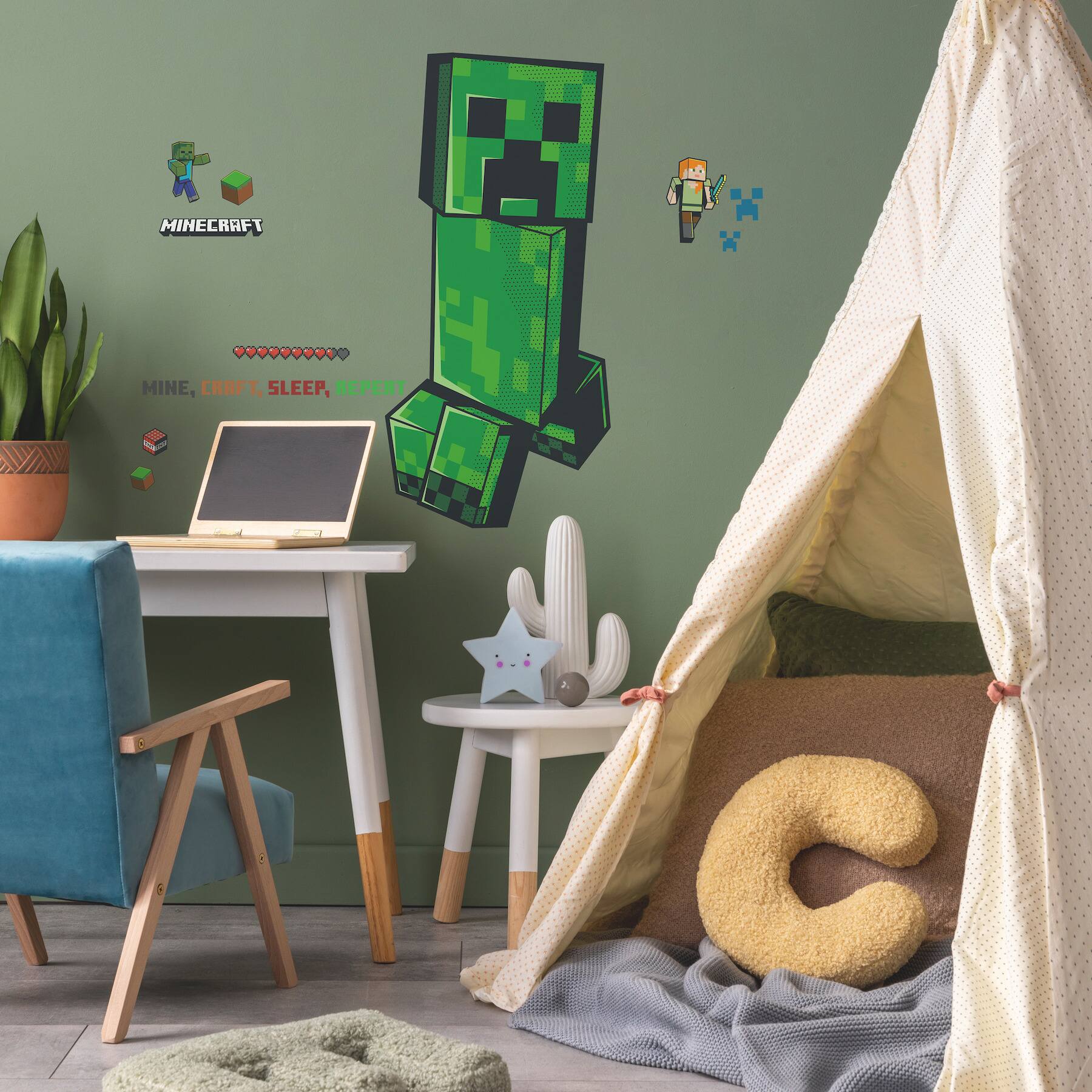 RoomMates Minecraft Creeper Giant Peel &#x26; Stick Wall Decals