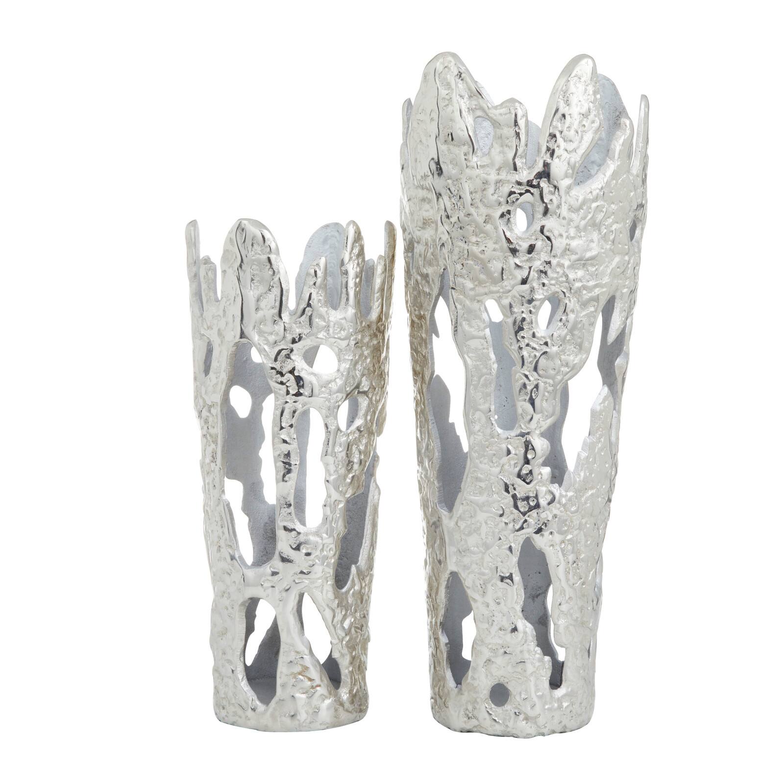 Set of 2&#x22; Silver Aluminum Contemporary Vases, 20&#x22; x 7&#x22; x 6&#x22;