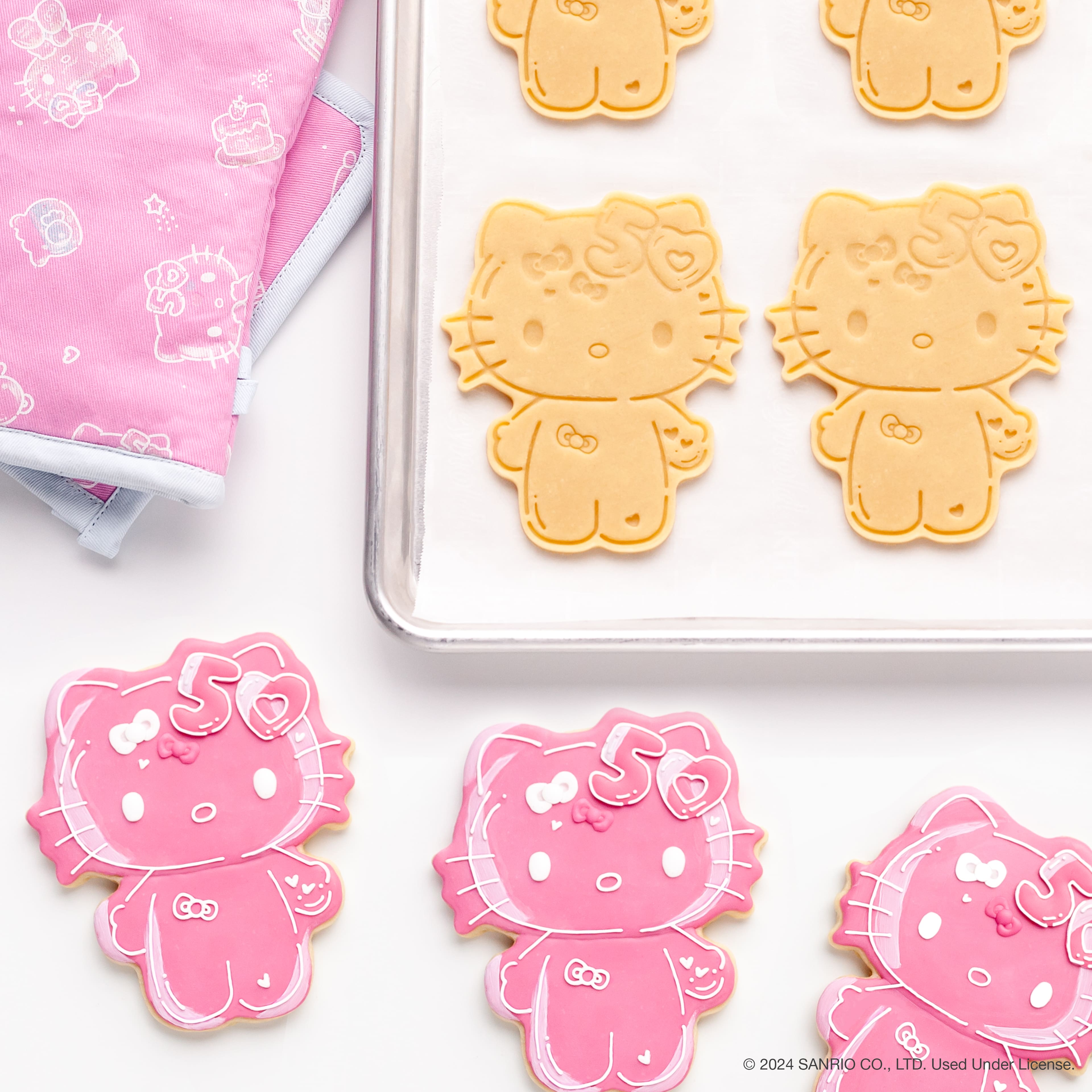 Handstand Kitchen Hello Kitty&#xAE; 50th Anniversary Dream Big Cookie Stamp &#x26; Cutter Set