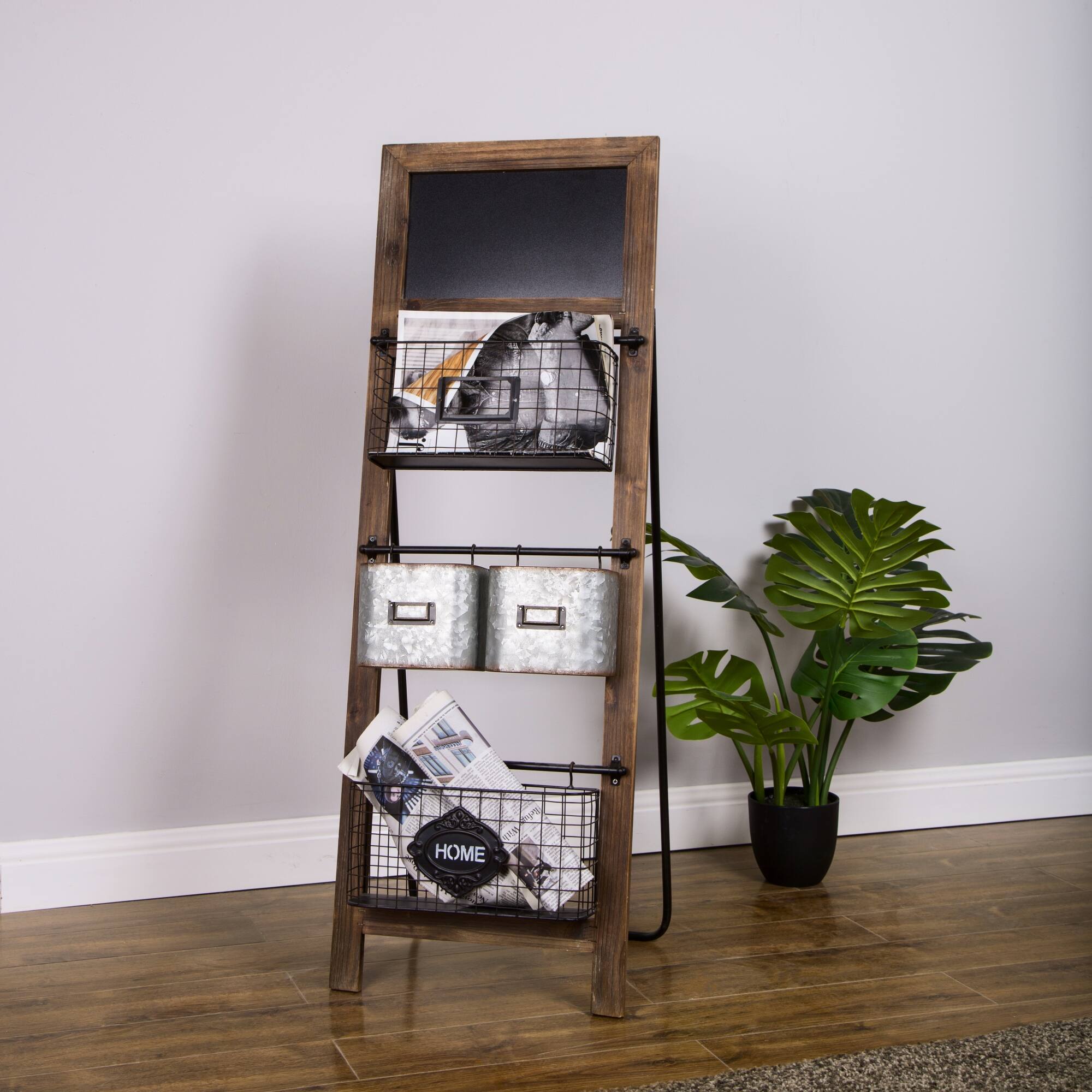 Glitzhome&#xAE; 43.31&#x22; Farmhouse Metal &#x26; Wooden Magazine Rack