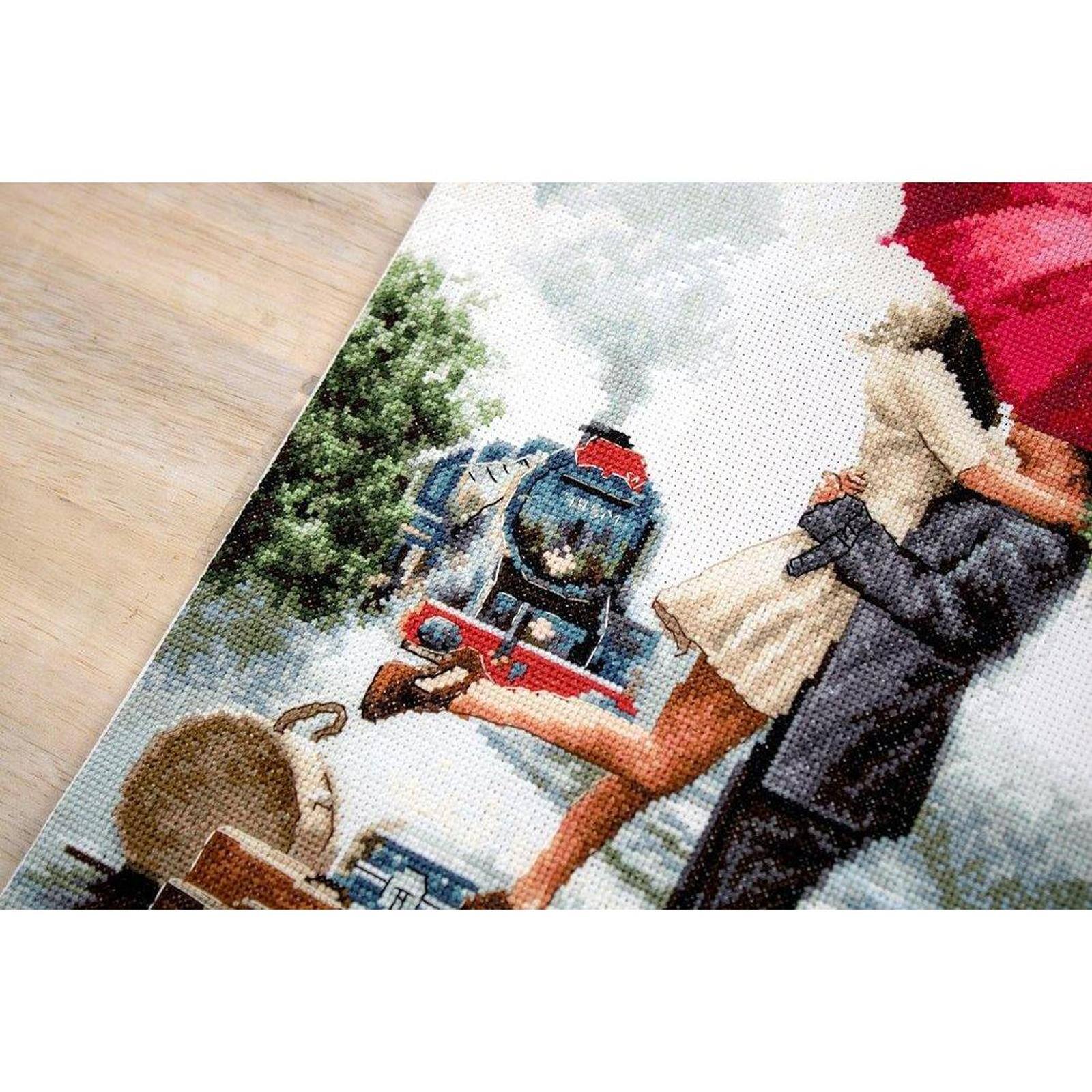 Luca-s Couple On Train Station Counted Cross Stitch Kit