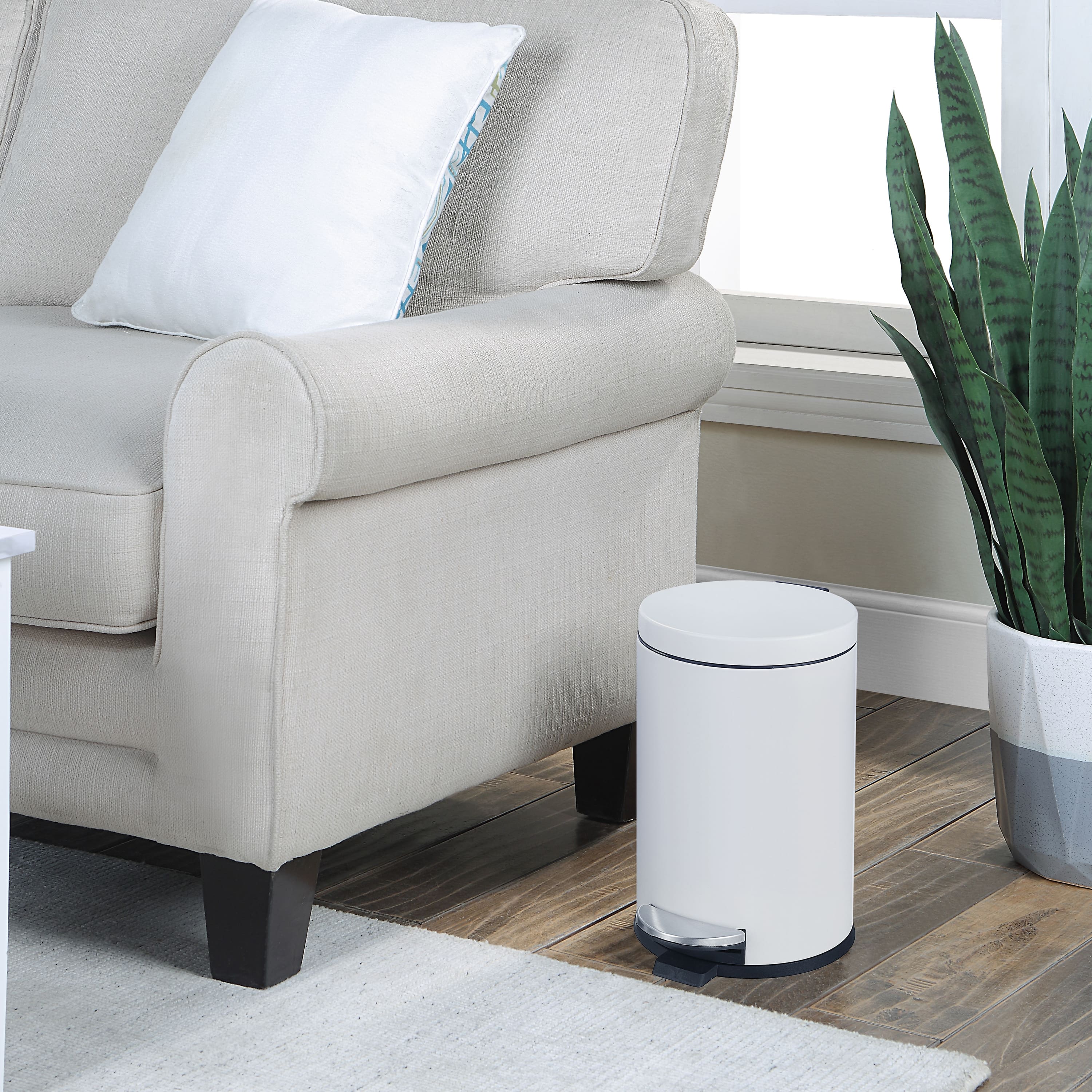 SunnyPoint Round Trash Can