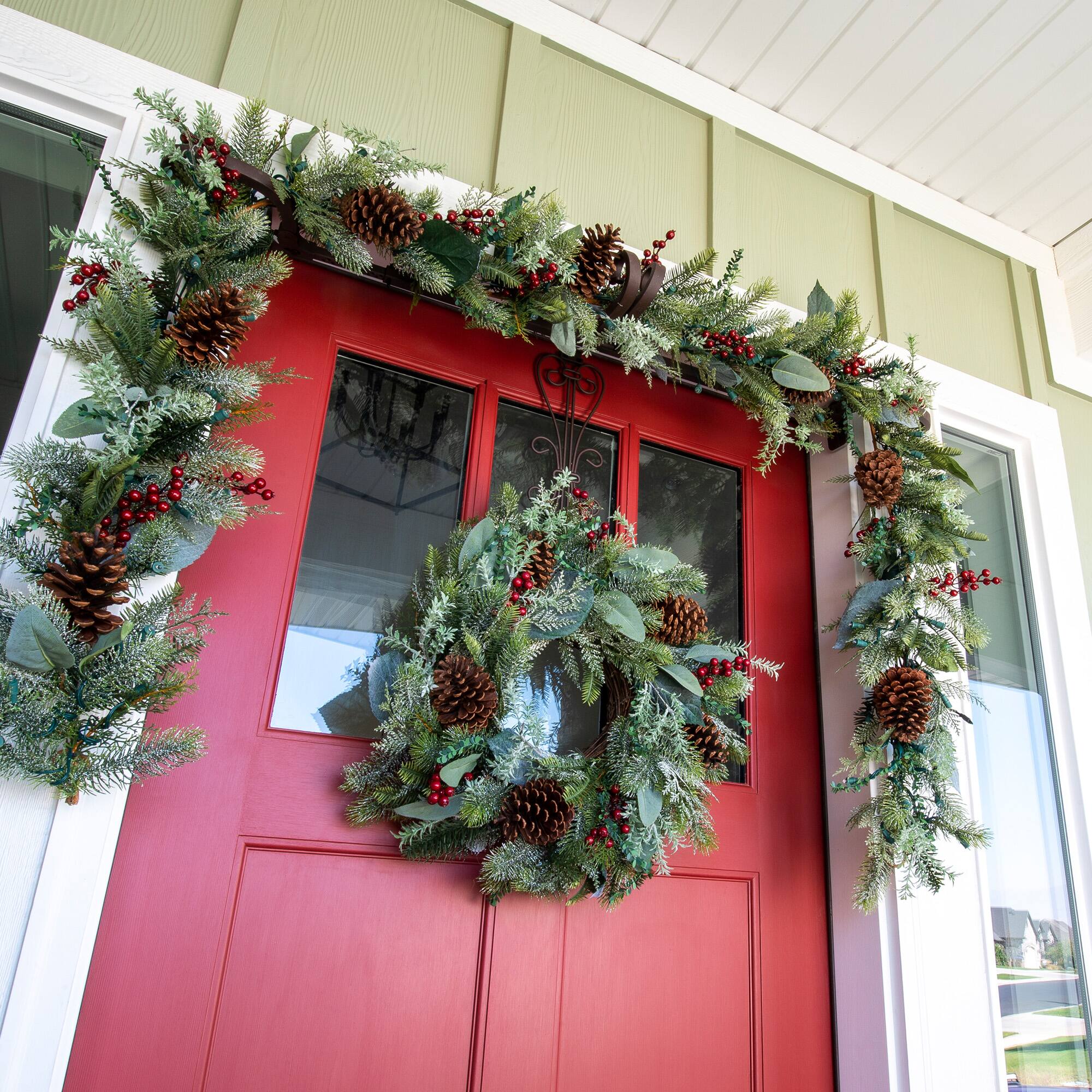 Village Lighting 24" Winter Frost Wreath
