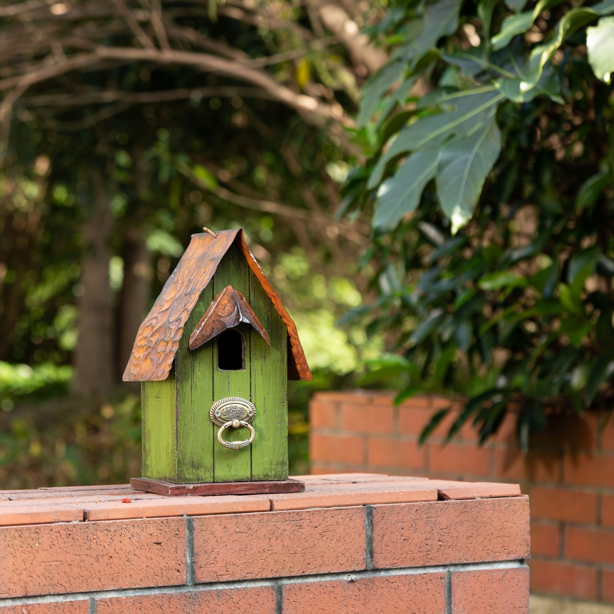 Glitzhome&#xAE; Rustic Garden Distressed Wooden Birdhouse