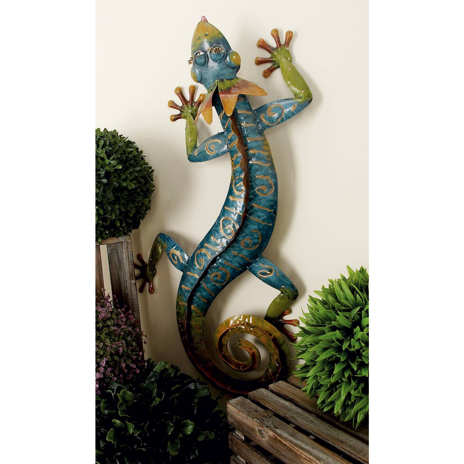 Multicolor Gecko Wall Accent