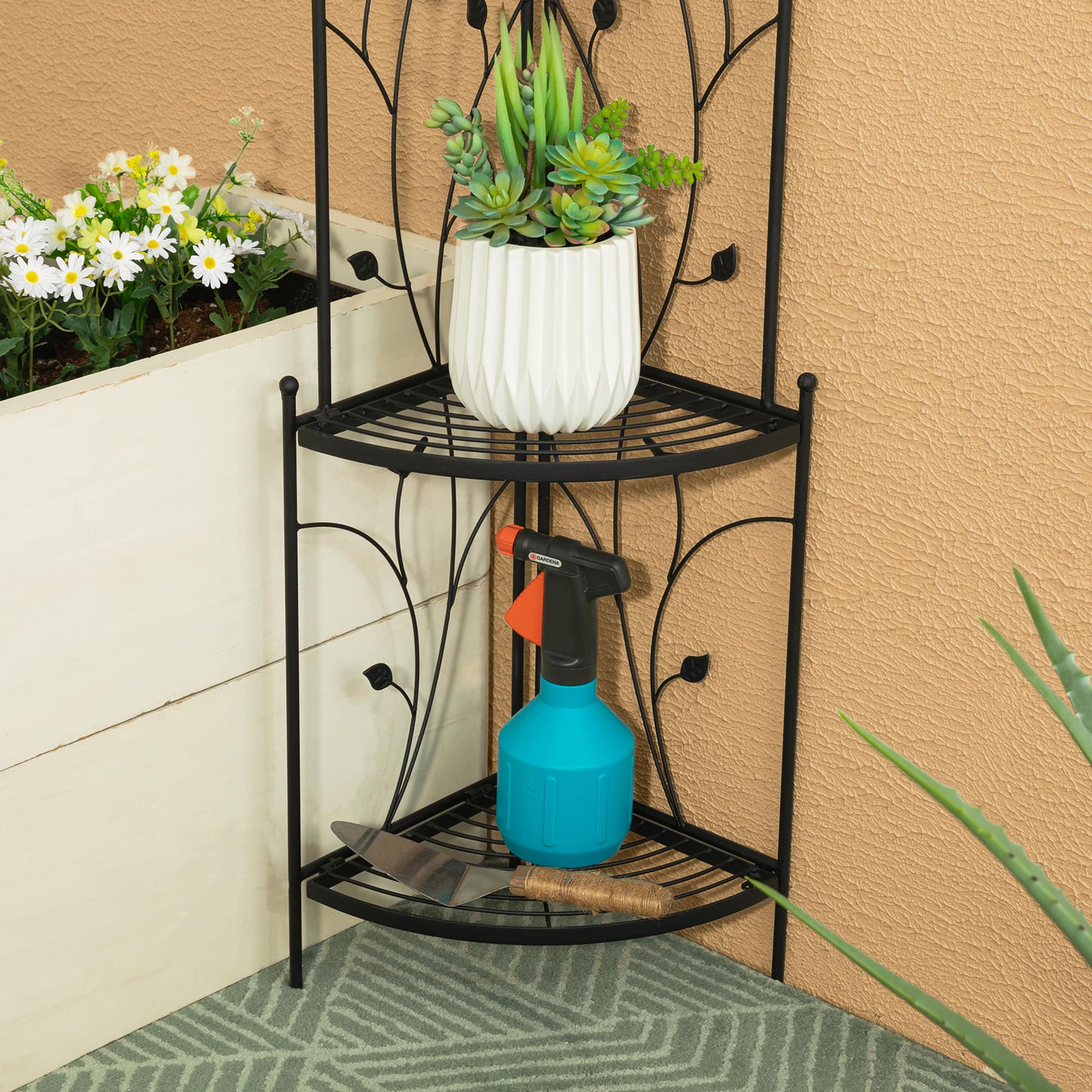 Glitzhome&#xAE; 4ft. Metal 4-Tiered Corner Shelf Stand