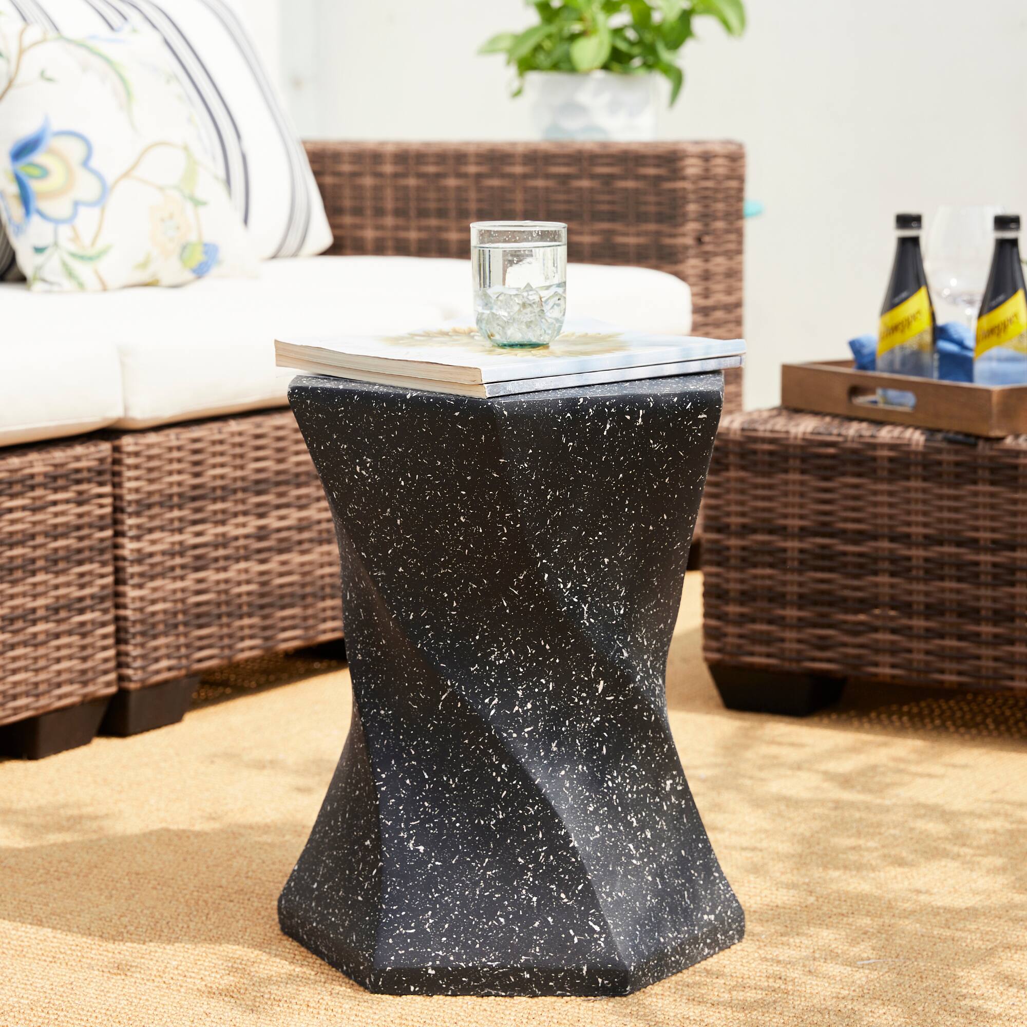 Glitzhome® 17.75" Multifunctional Twist-Style Faux Terrazzo Garden Stool