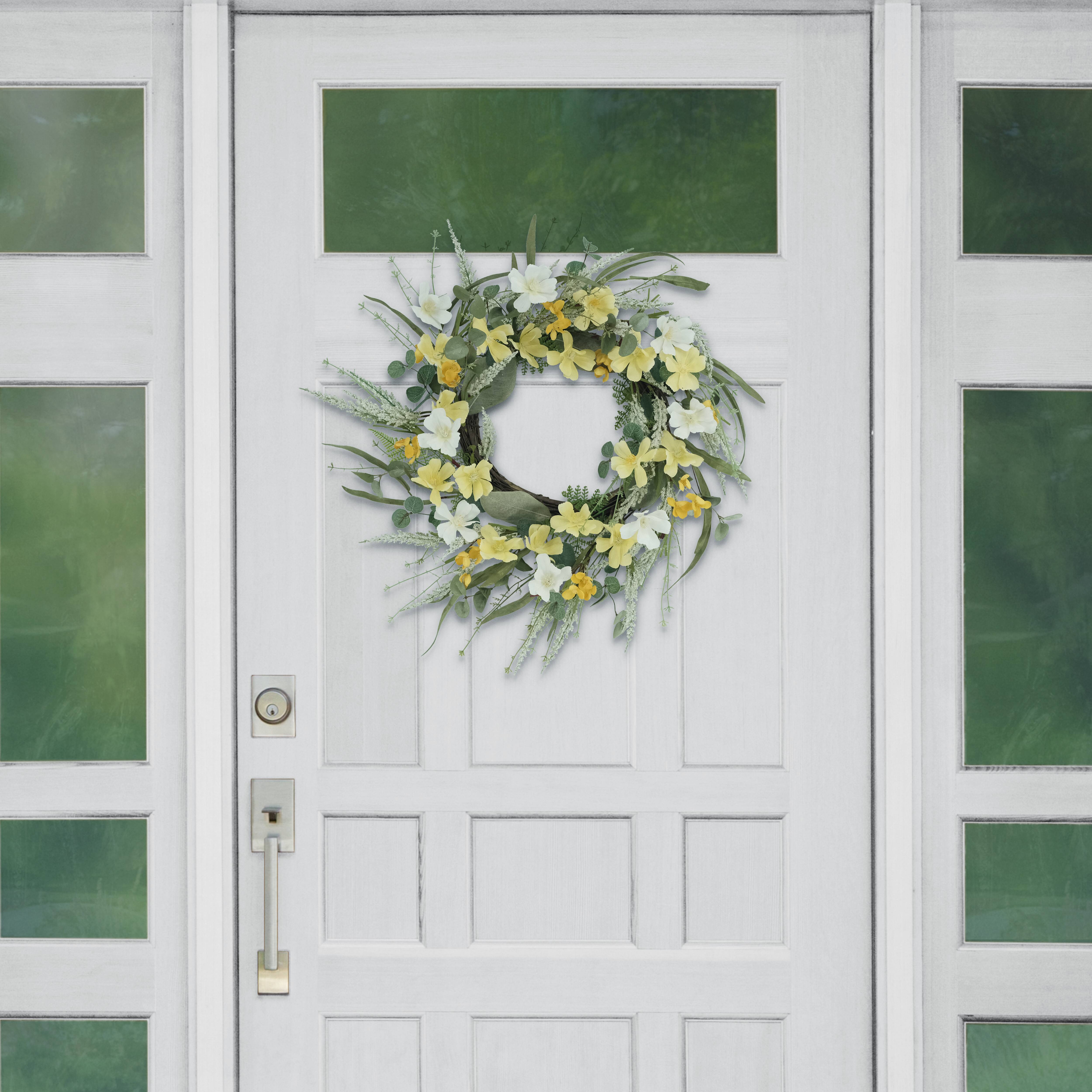 24&#x22; Yellow &#x26; White Dogwood Floral Spring Wreath