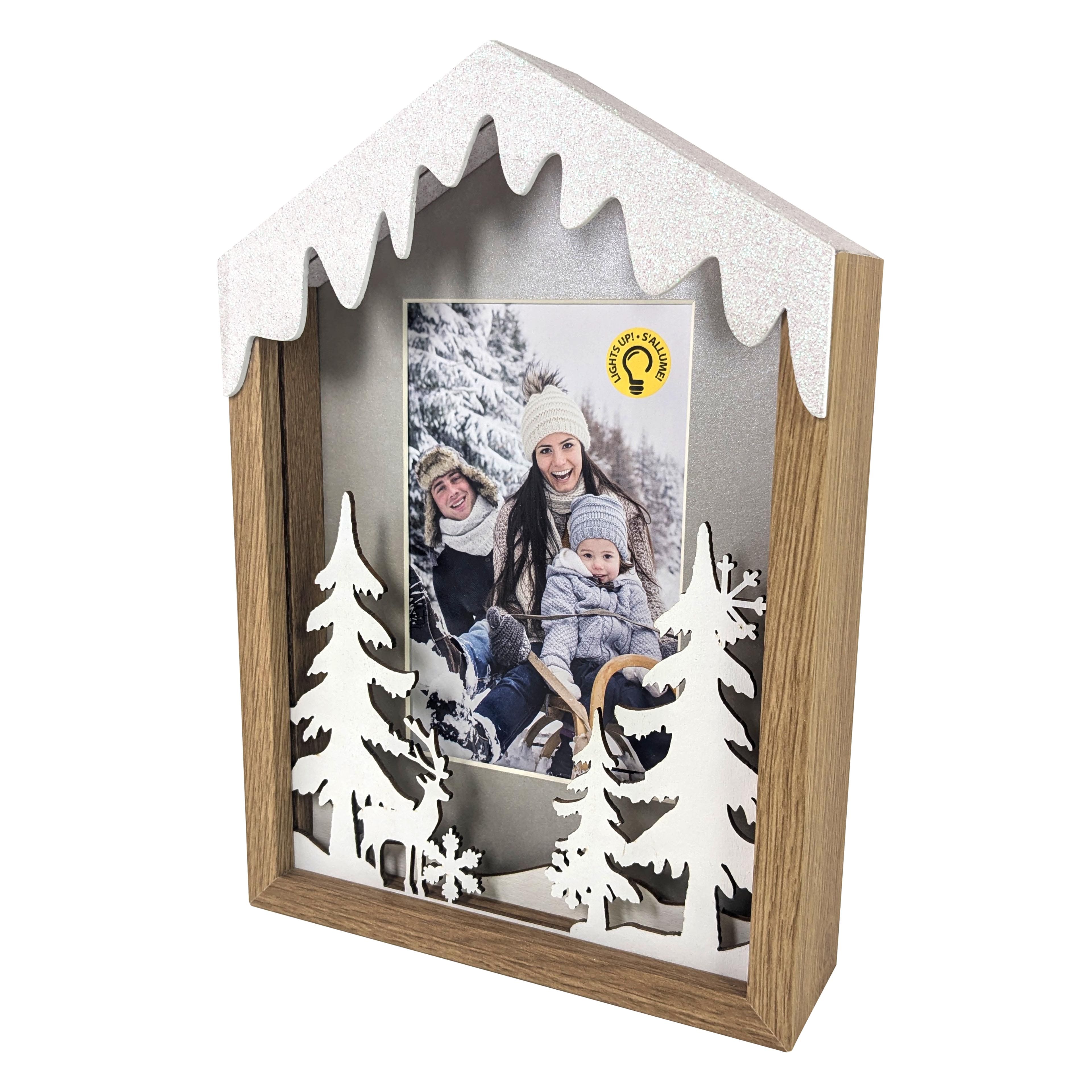 4&#x22; x 6&#x22; LED Snowy House Tabletop Frame by Studio D&#xE9;cor&#xAE;