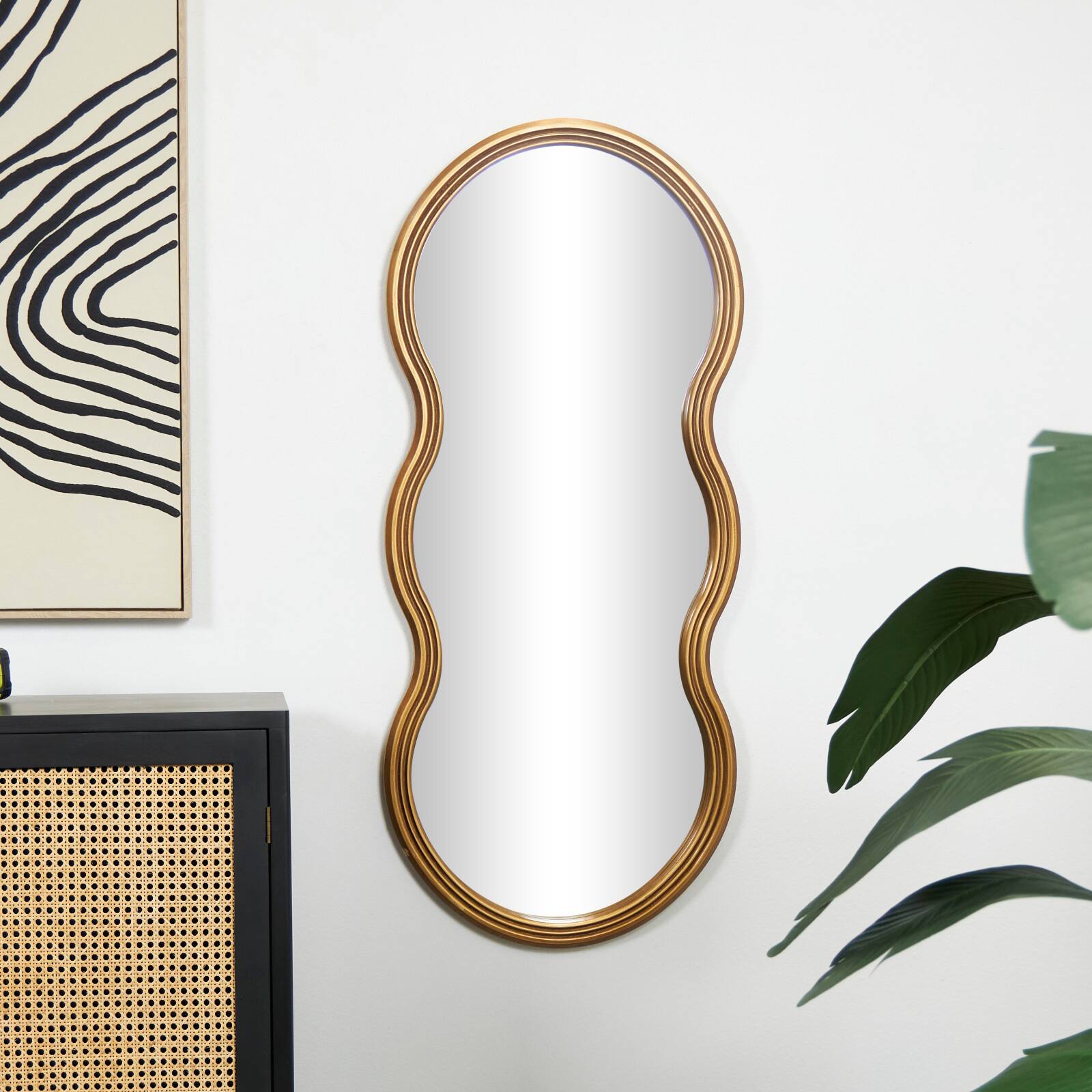47&#x22; Gold Wooden Wavy-Shaped Wall Mirror with Ribbed Frame