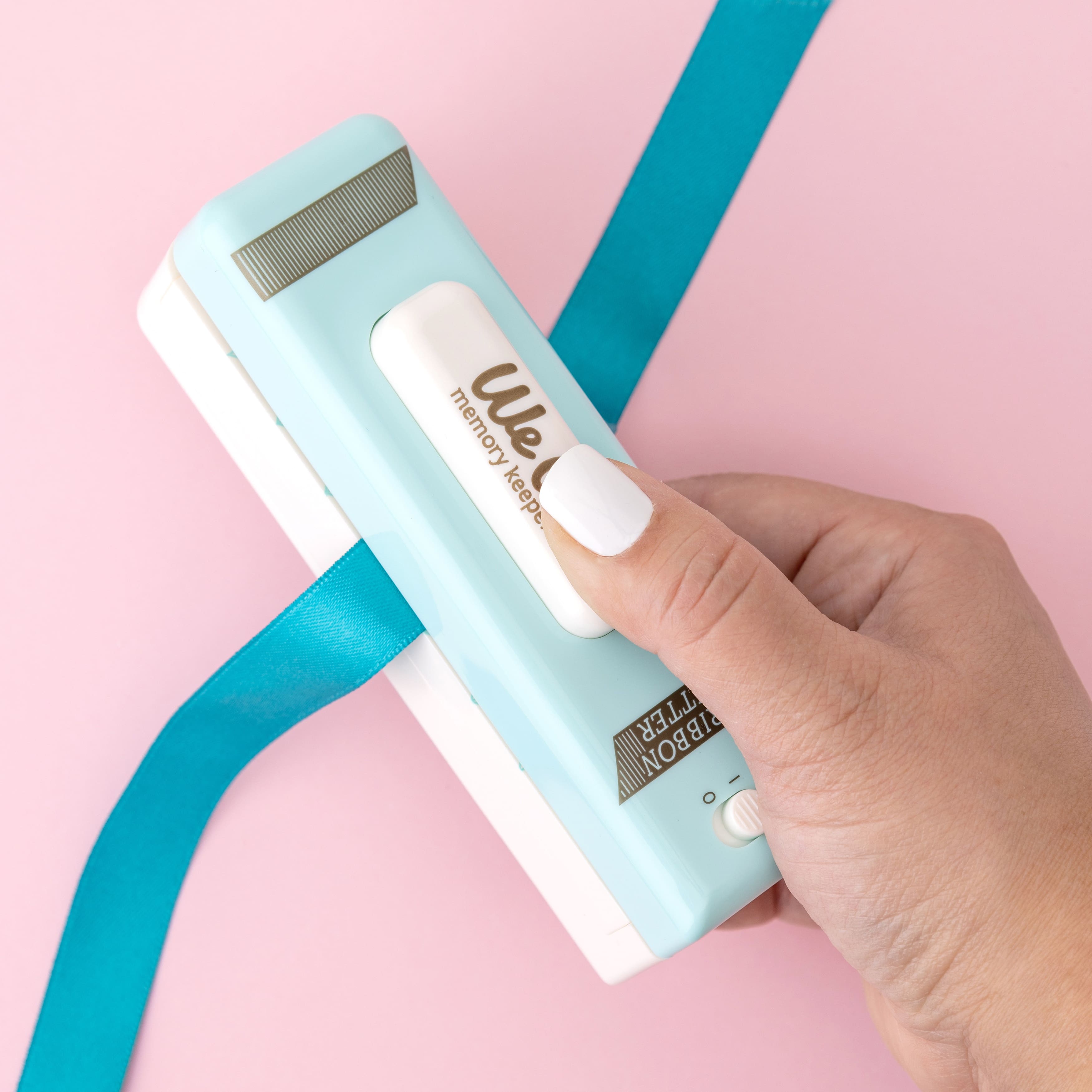 We R Memory Keepers&#xAE; Cordless Ribbon Cutter &#x26; Sealer