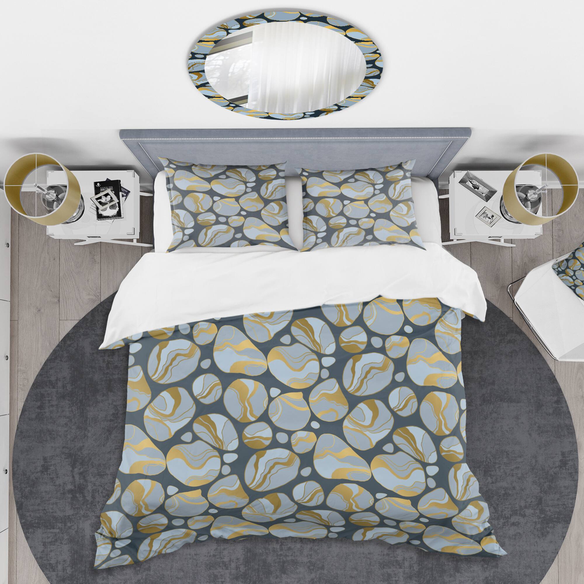 Designart &#x27;Golden Marble Design IV&#x27; Mid-Century Duvet Cover Set