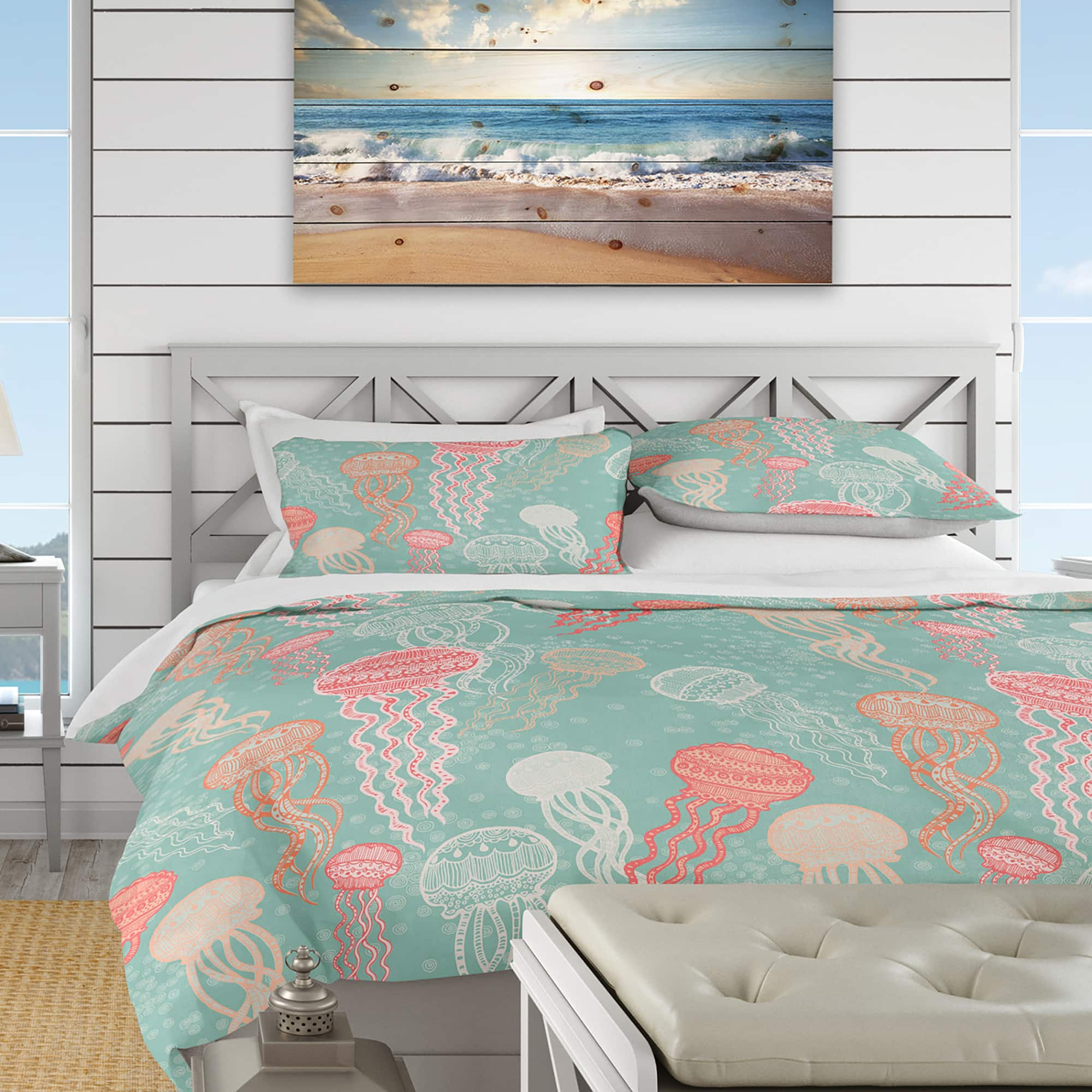 Designart &#x27;Jellyfish Pattern&#x27; Nautical &#x26; Coastal Bedding Set - Duvet Cover &#x26; Shams