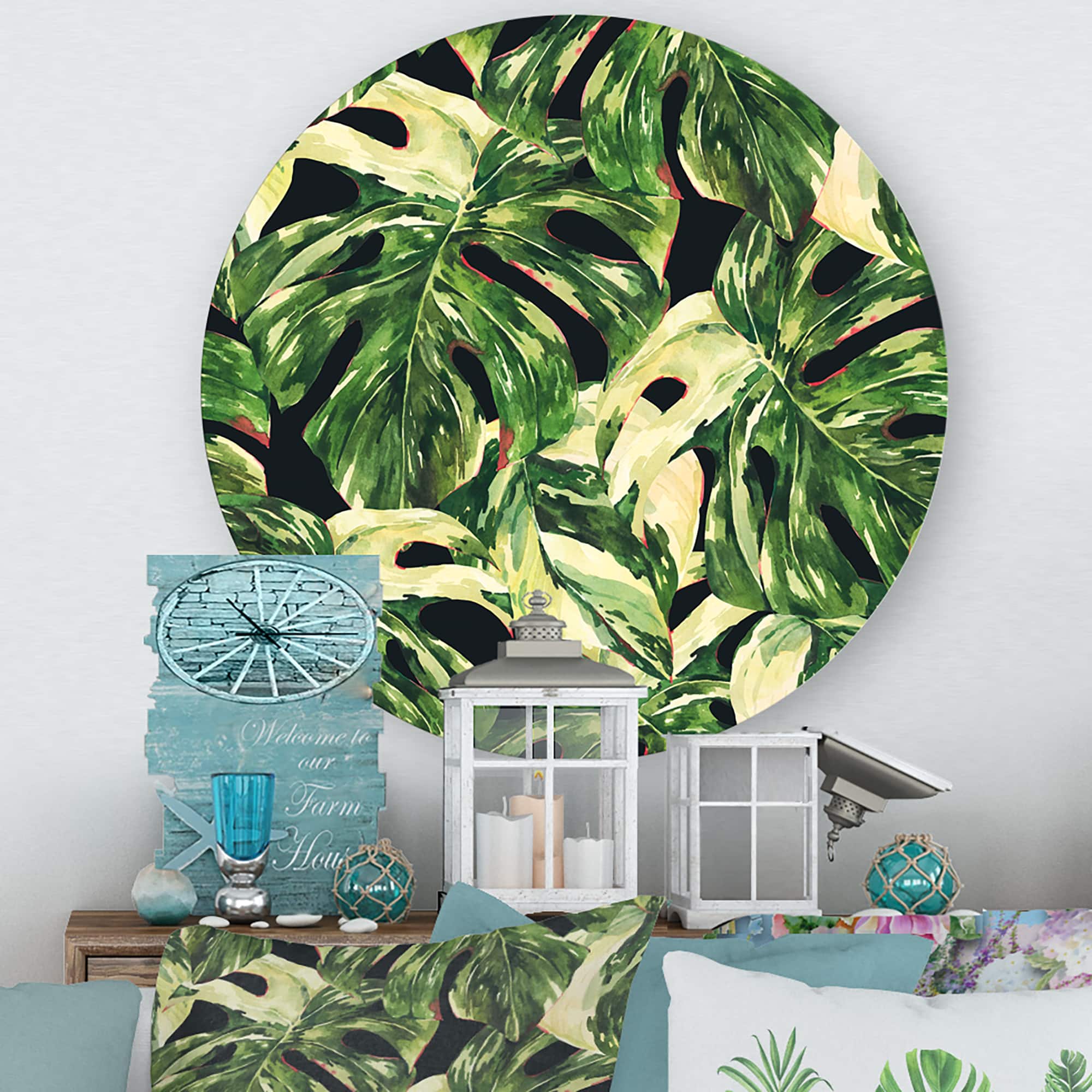 Designart - Natural Leaves Exotic On Dark II - Tropical Metal Circle Wall Art