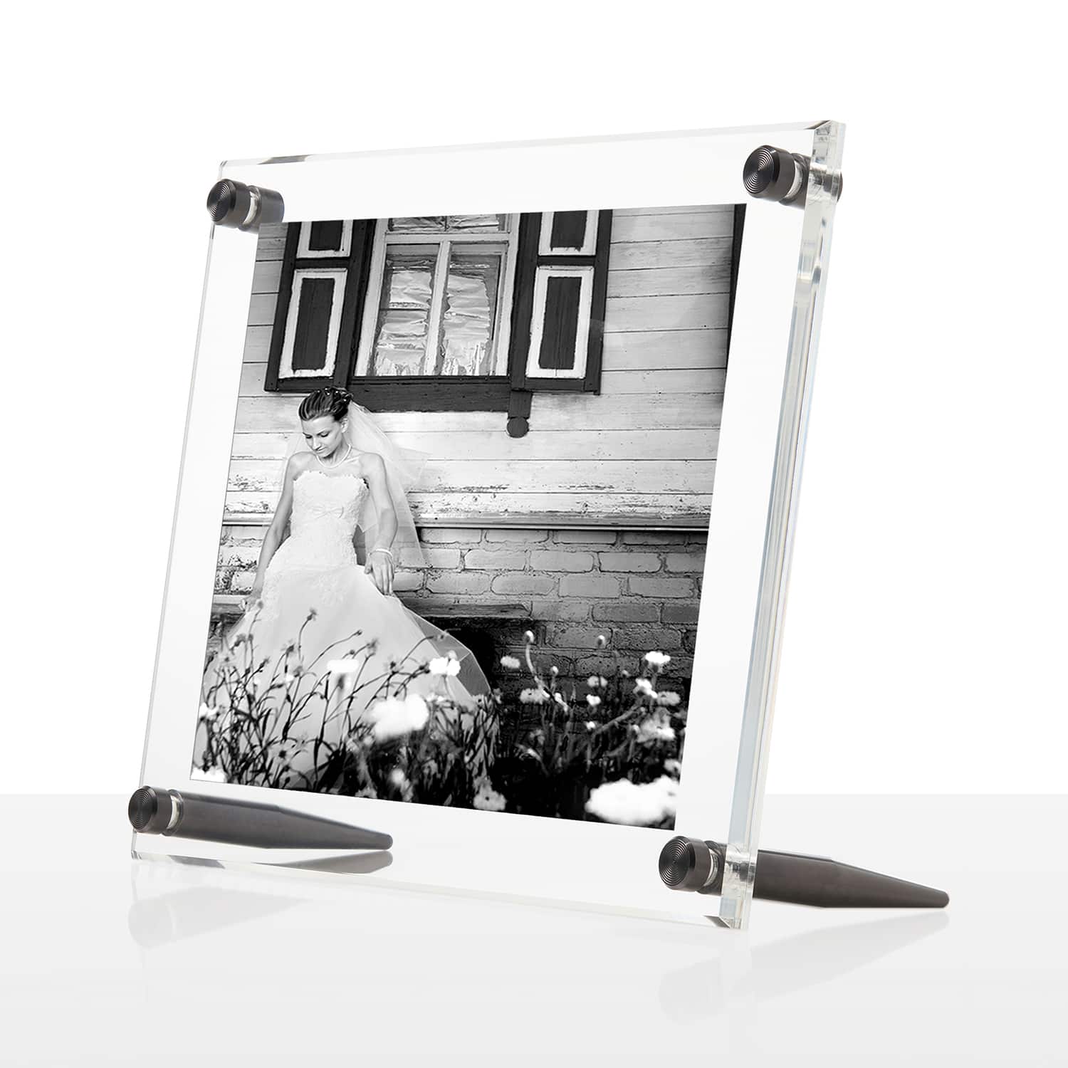 Wexel Art Clear Acrylic Tabletop Floating Picture Frame with Graphite Hardware