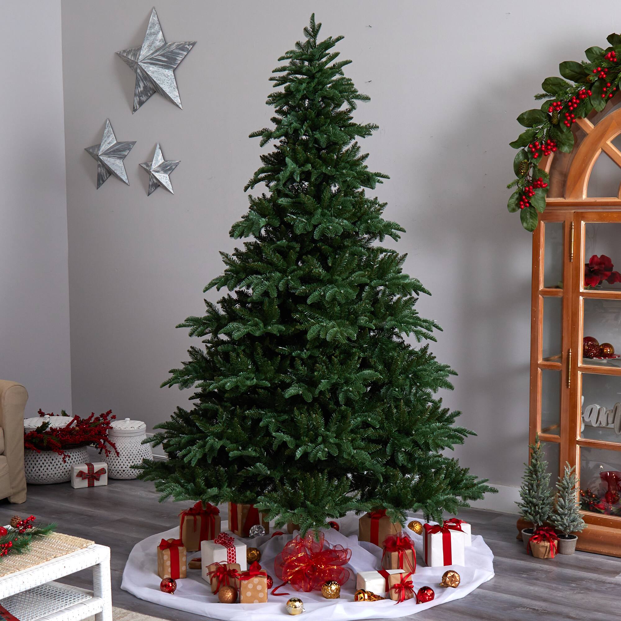 8ft. Pre-Lit South Carolina Spruce Artificial Christmas Tree, Clear Lights