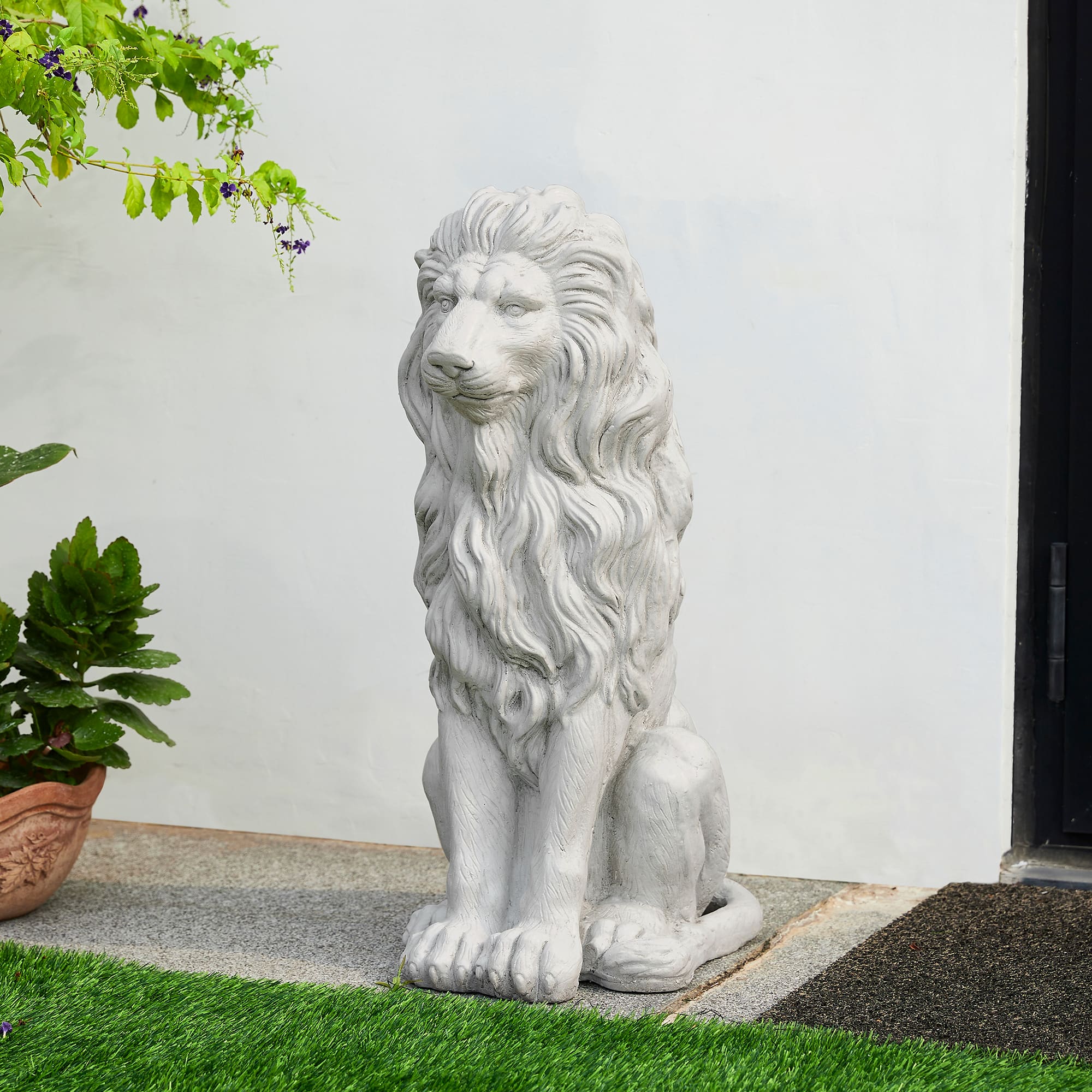 Glitzhome&#xAE; 27.75&#x22; MGO Guardian Sitting Lion Garden Statue
