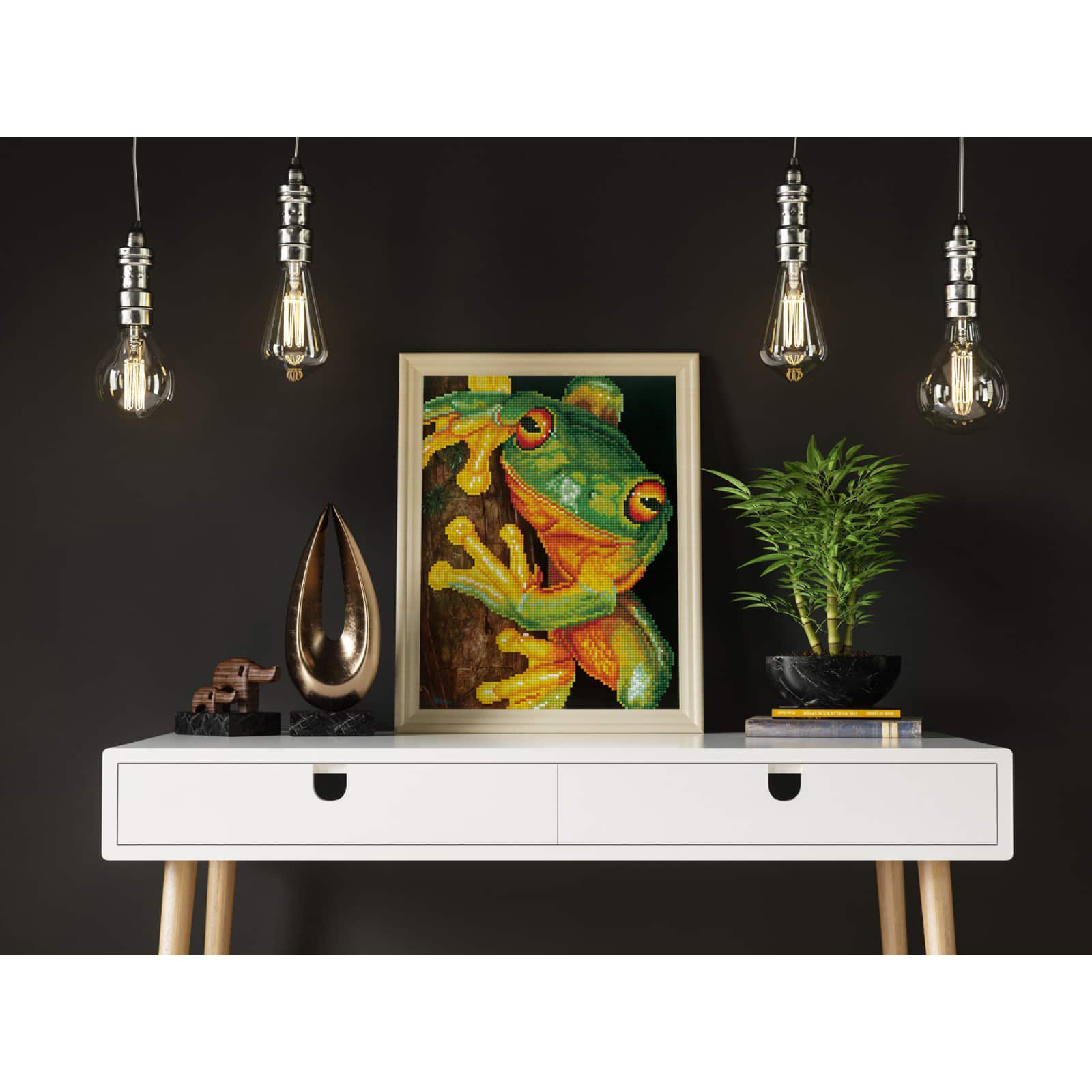 Diamond Dotz® Intermediate Level Green Tree Frog Diamond Painting Kit