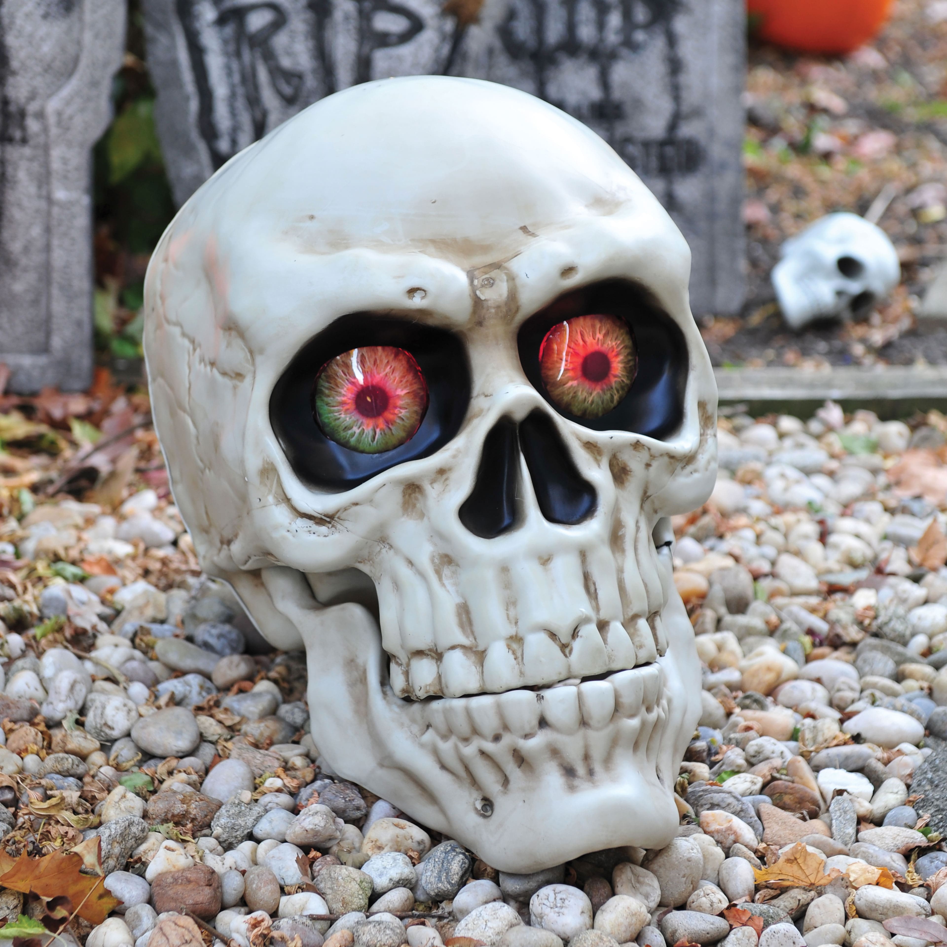 21&#x22; LED Giant Skull by Ashland&#xAE;