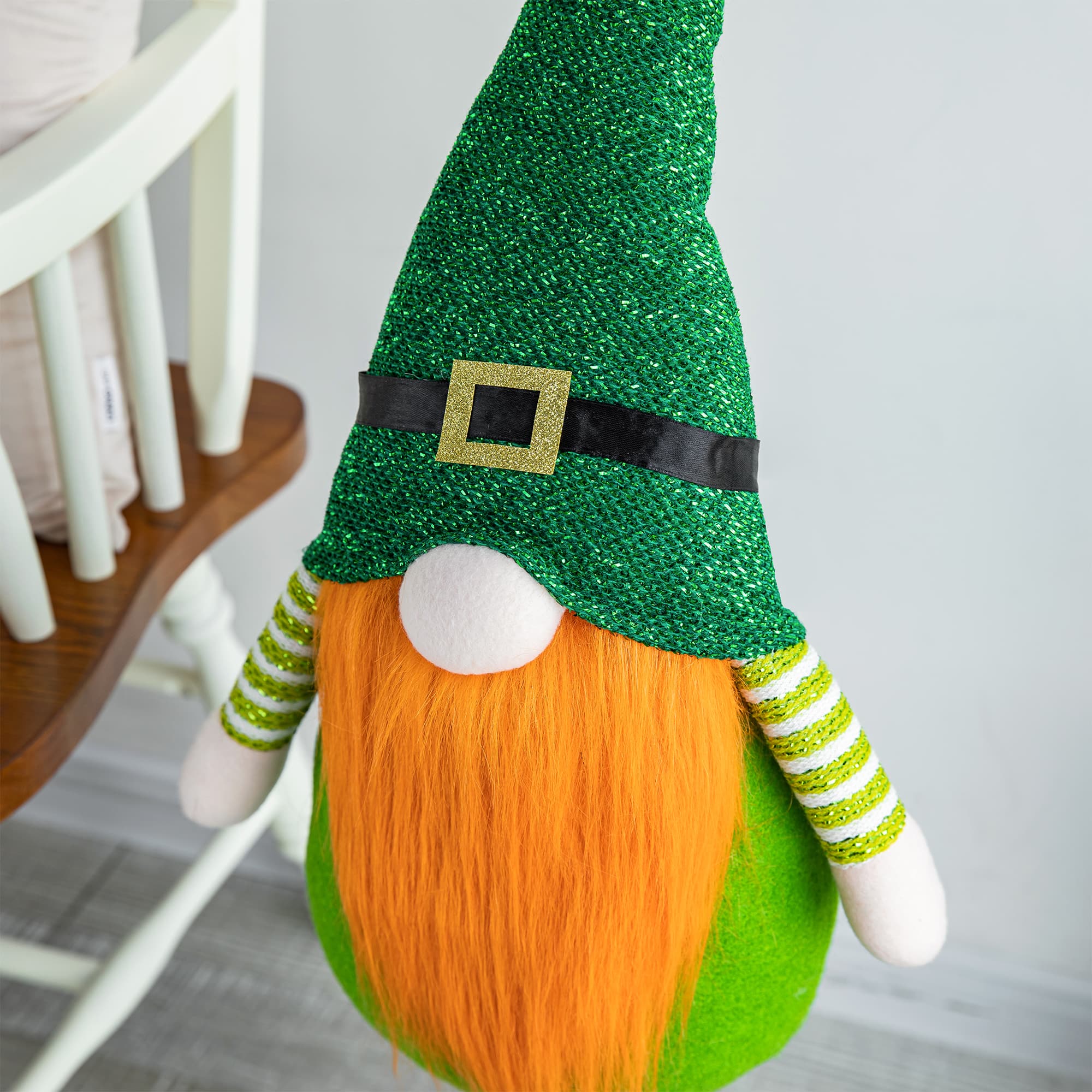 Glitzhome&#xAE; 40&#x22; St. Patrick&#x27;s Telescoped Fabric Standing Gnome D&#xE9;cor