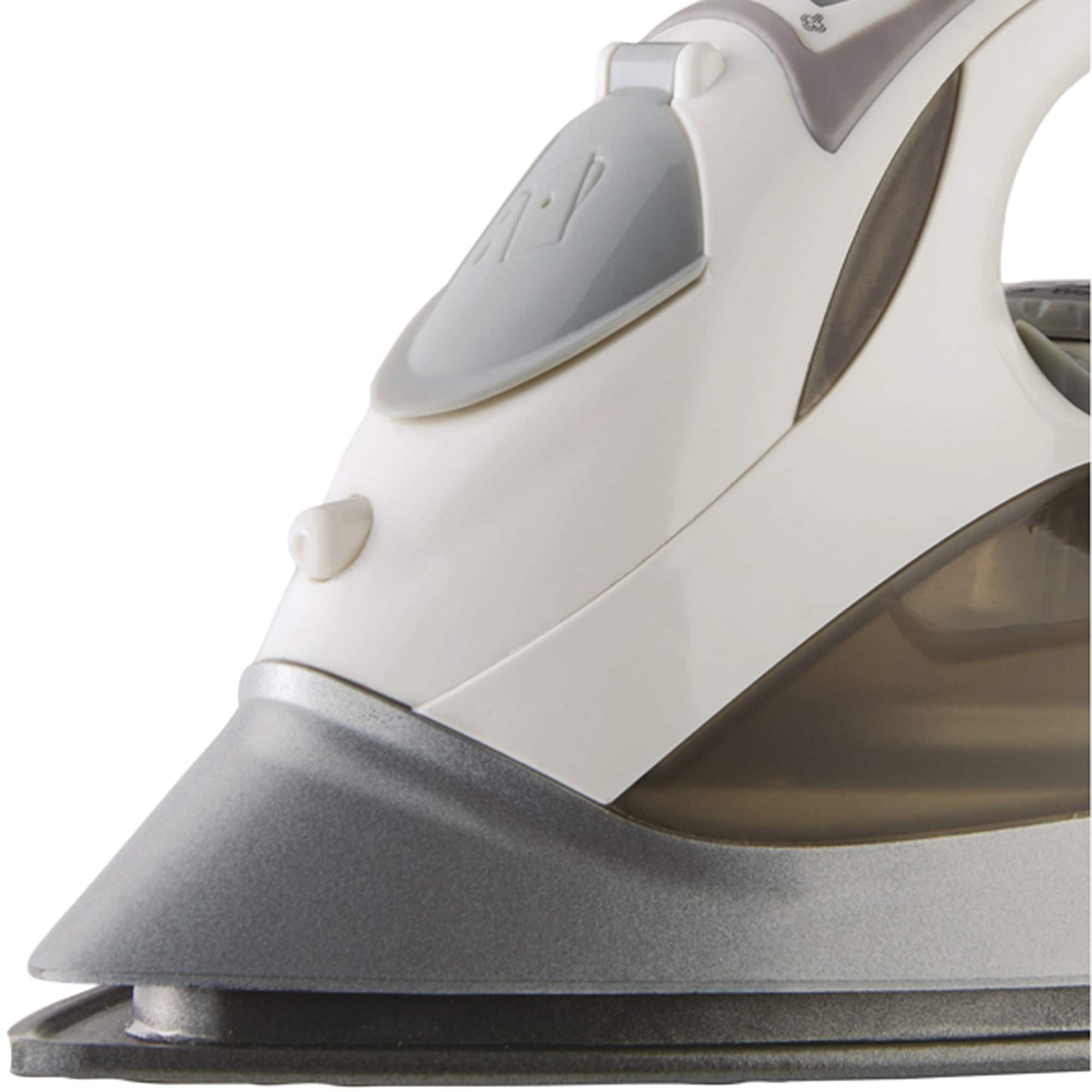 Brentwood 1,200W Nonstick Steam Iron with Retractable Cord