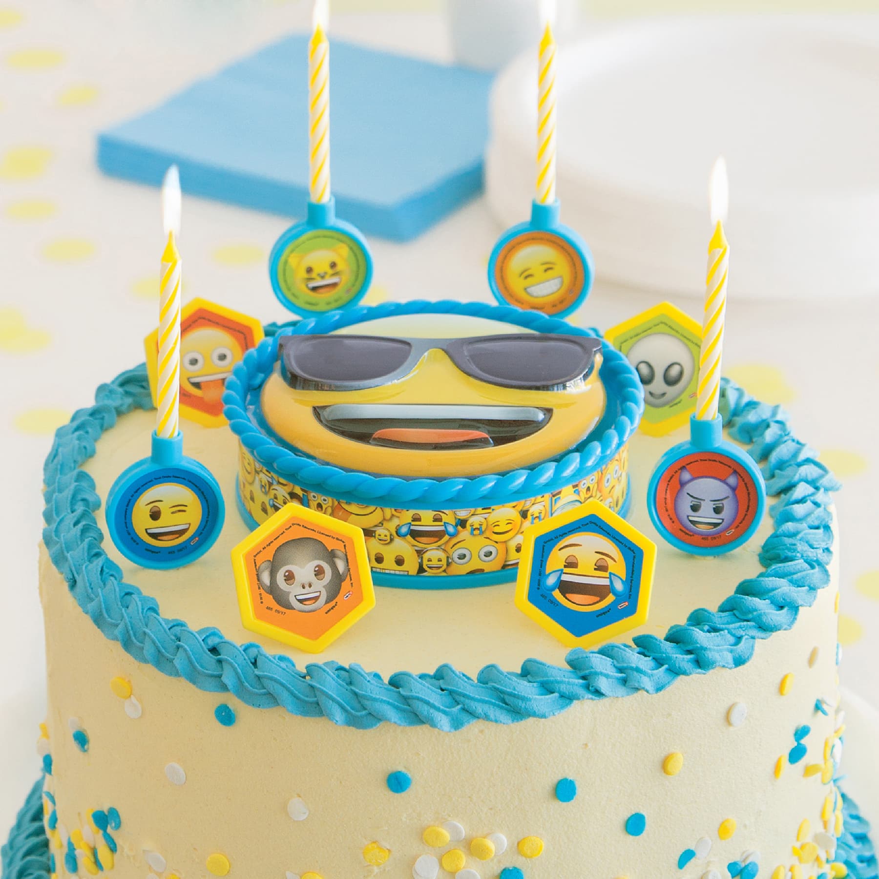 Emoji Birthday Cake Decor Kit