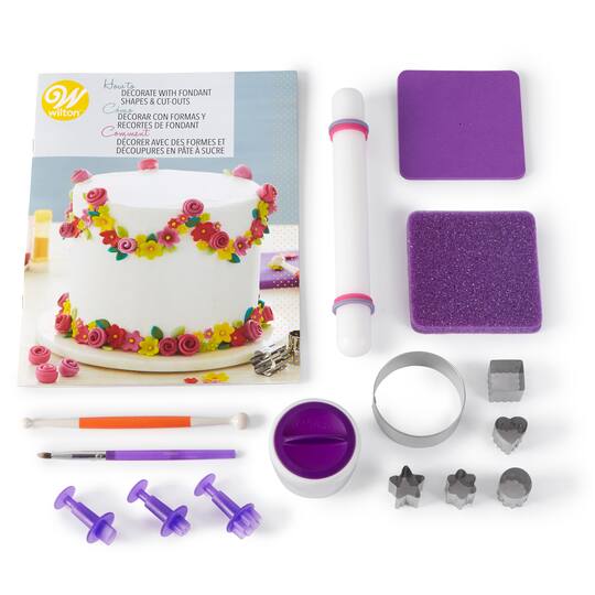 Find The Wilton How To Decorate With Fondant Shapes & Cut Find The Wilton How To Decorate With Fondant Shapes & Cut