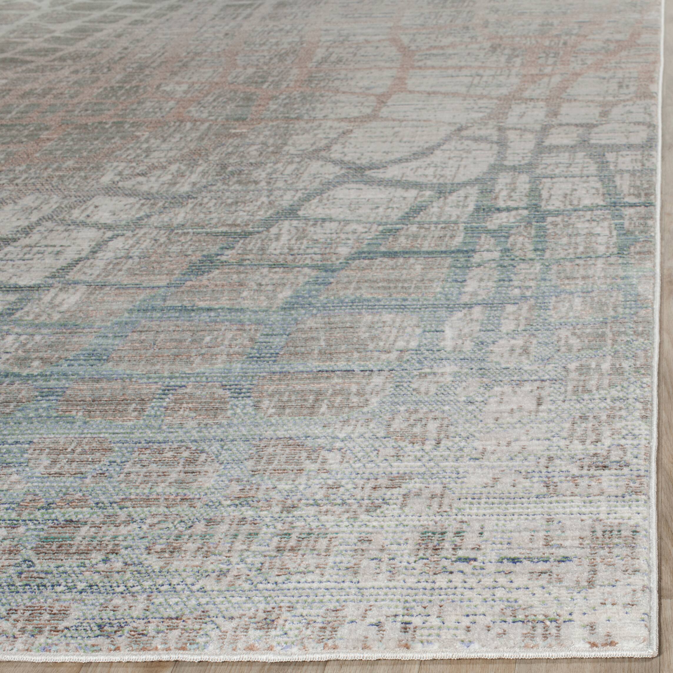 Valencia Metro-Chic 2&#x27;-3&#x22; X 10&#x27; Area Rug