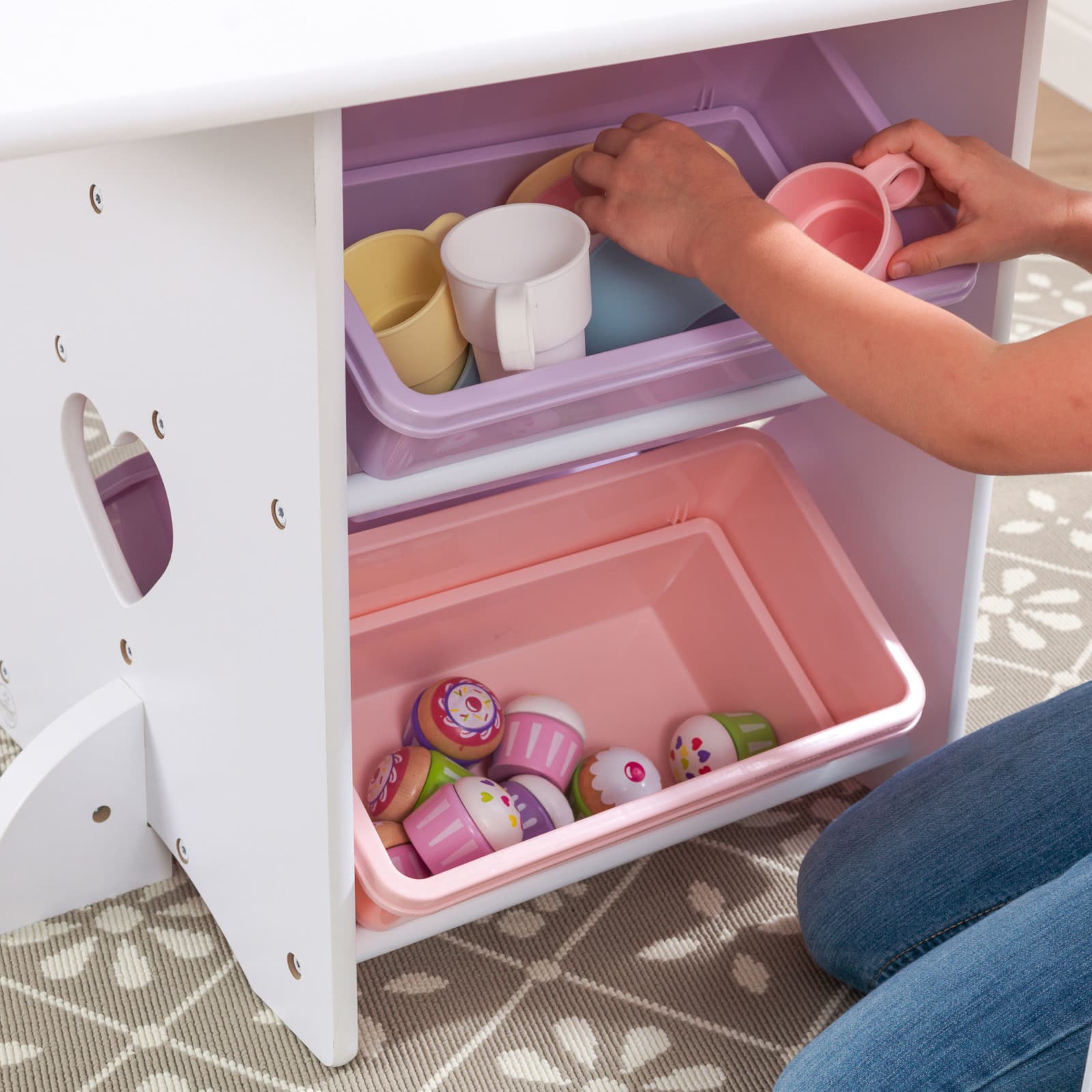 KidKraft White Heart Table &#x26; Chair Set