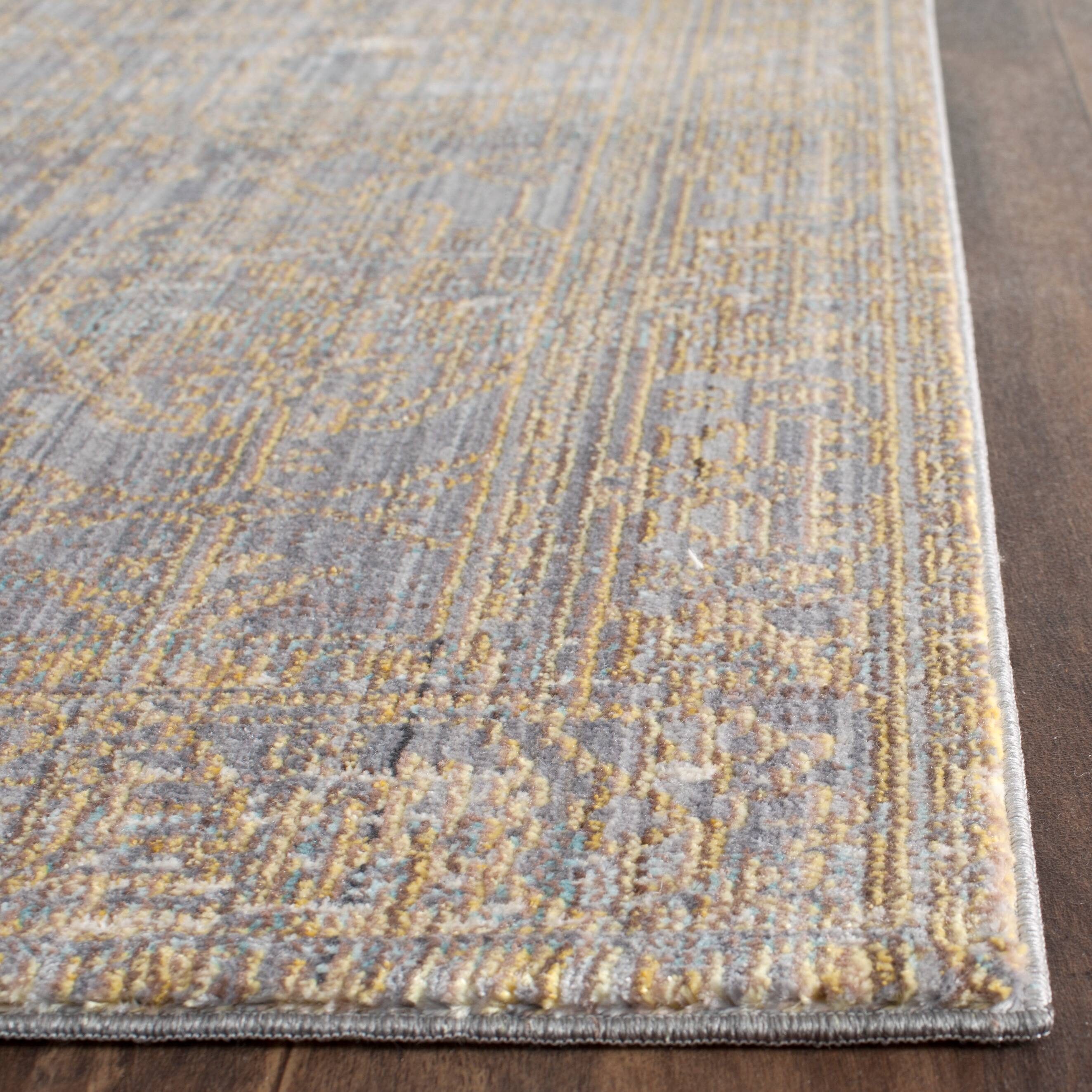 Valencia Distressed 4' X 6' Area Rug