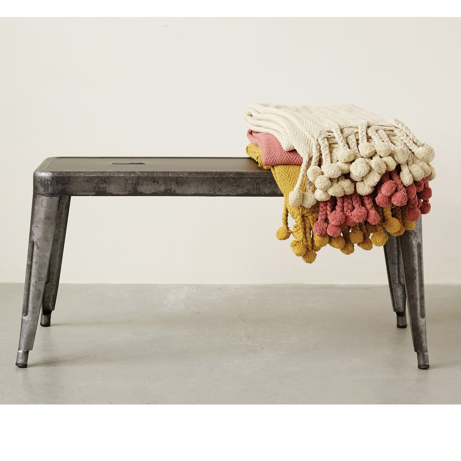 Hello Honey&#xAE; Metal Bench