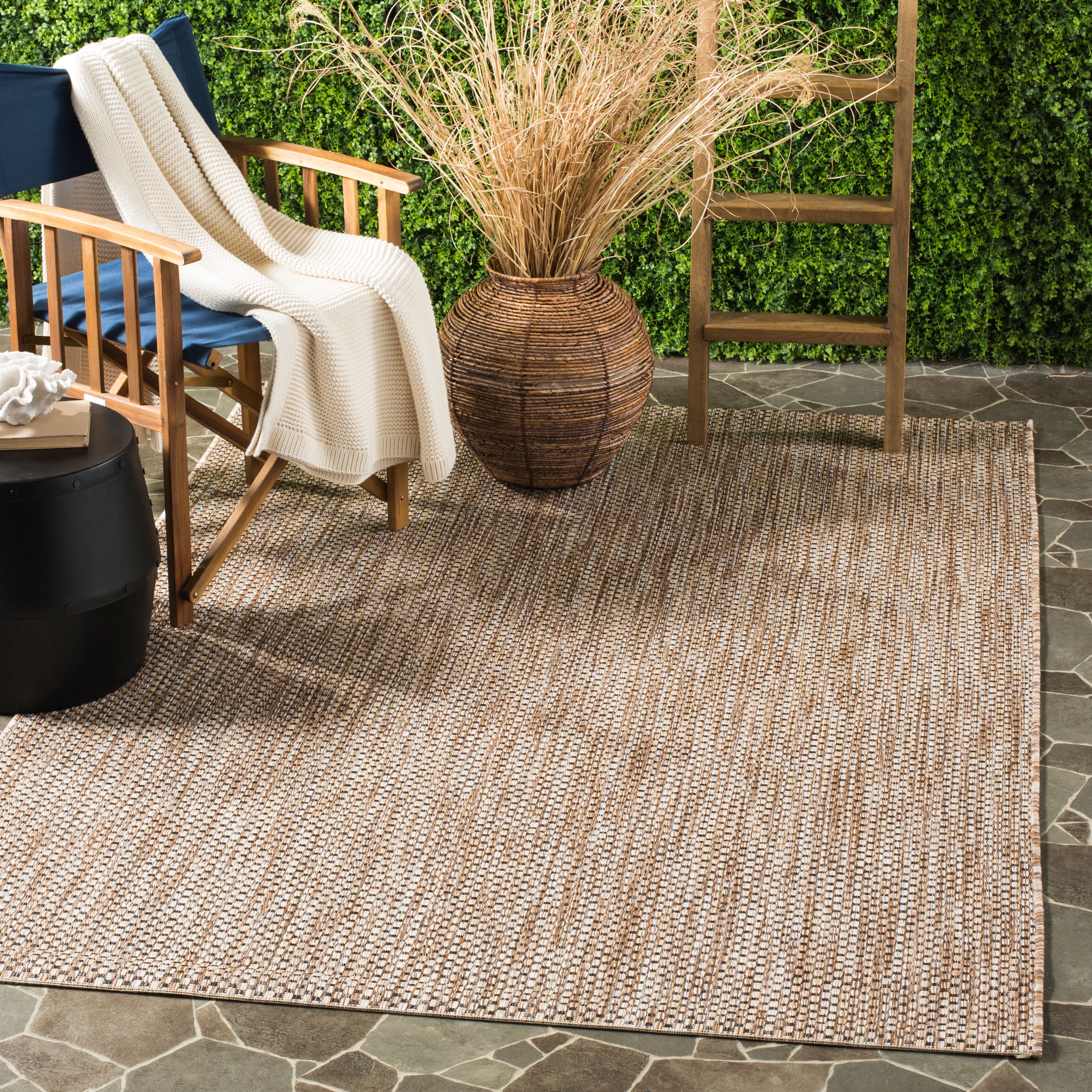 Courtyard Modern 2&#x27;-7&#x22; X 5&#x27; Area Rug