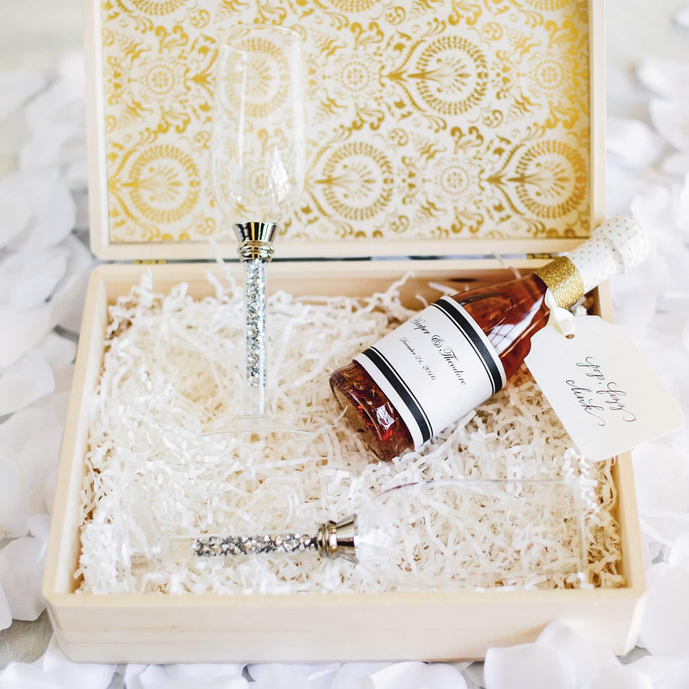 Champagne Wedding Out of Town Welcome Box | Projects | Michaels, image size:1398x1398