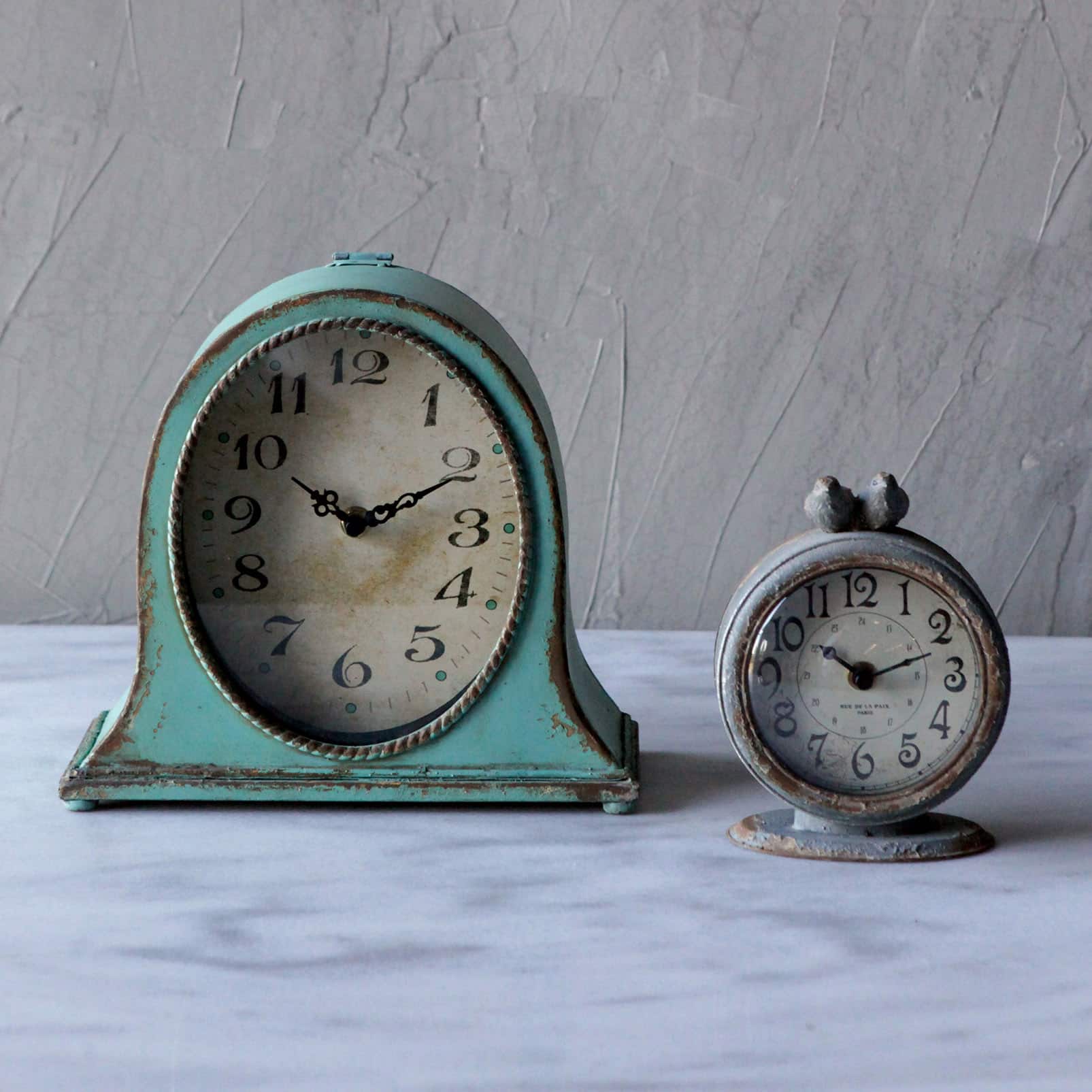 Hello Honey® Gray Pewter Mantle Clock with Birds