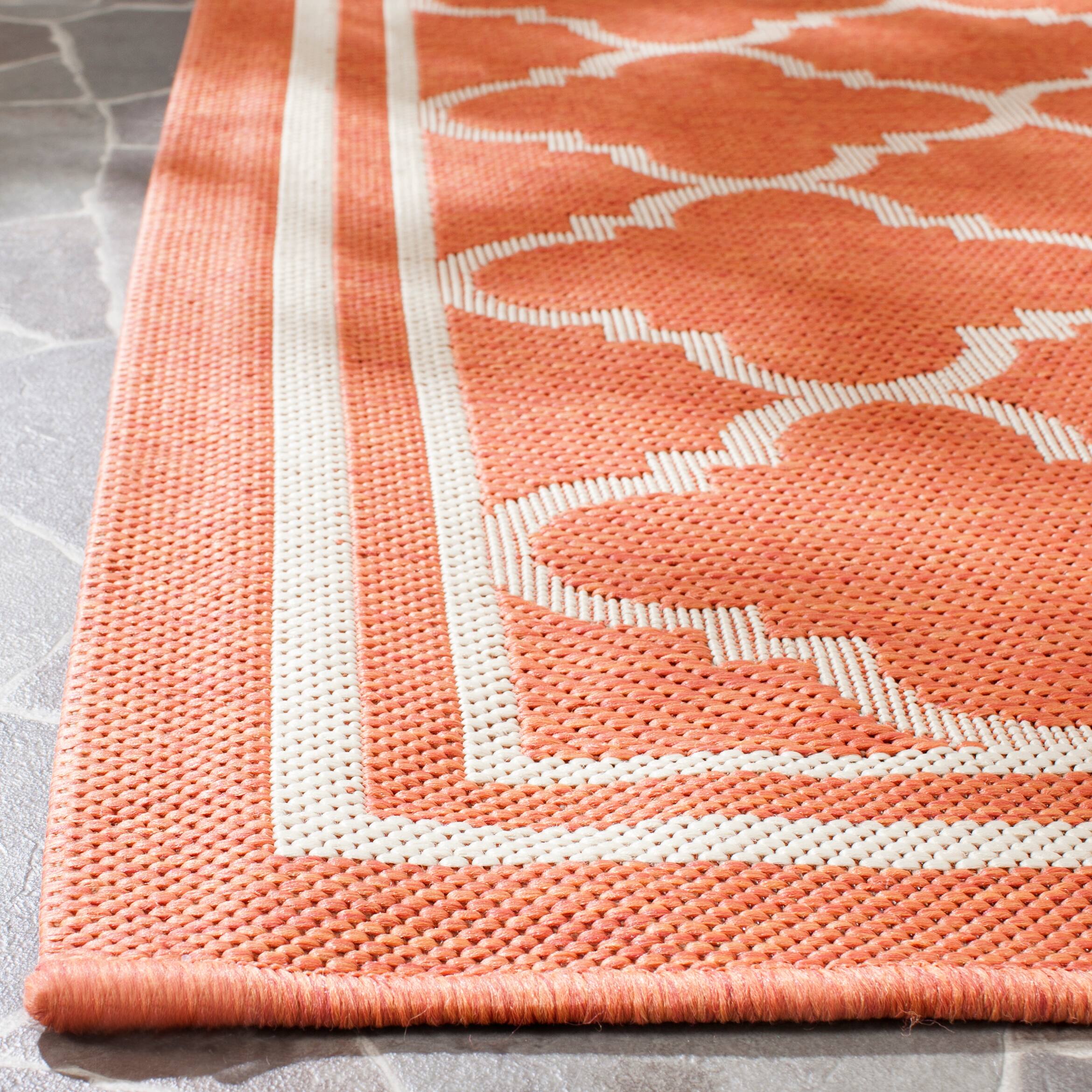 Courtyard Quatre Border Rug