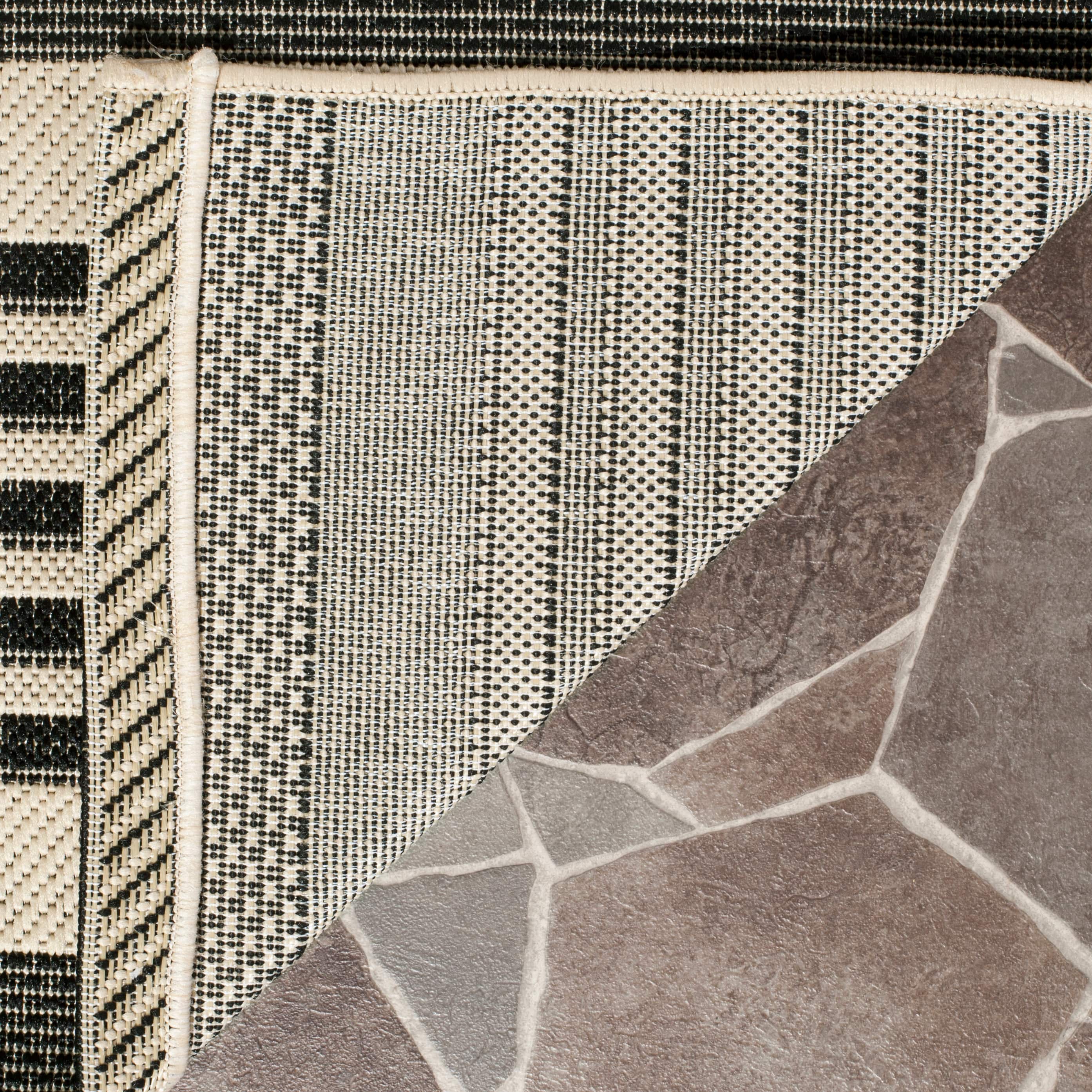 Courtyard Stripe 4&#x27; X 5&#x27;-7&#x22; Area Rug