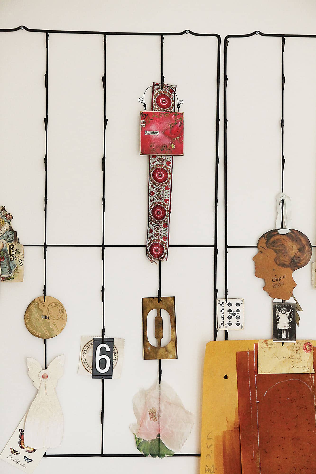 Hello Honey® Kim Poloson Antique Photo & Card Holder