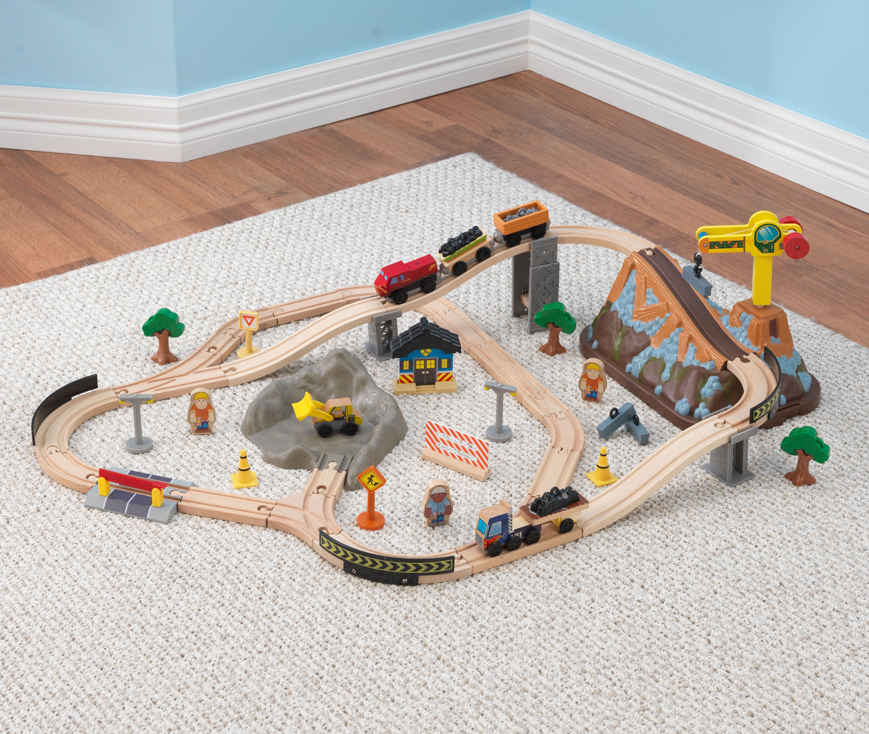 KidKraft Construction Bucket Top Train Set