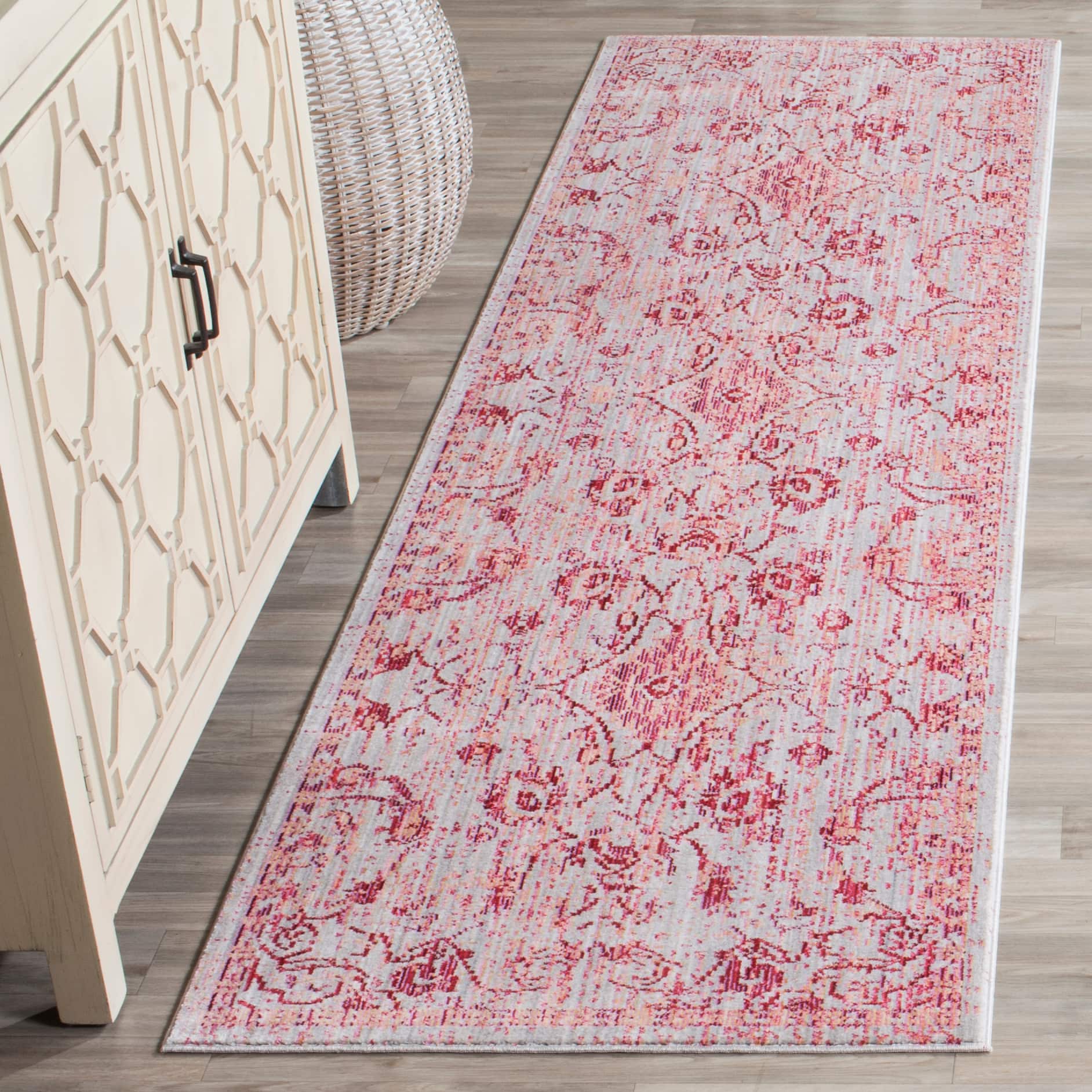 Valencia Transitional 2&#x27;-3&#x22; X 6&#x27; Area Rug