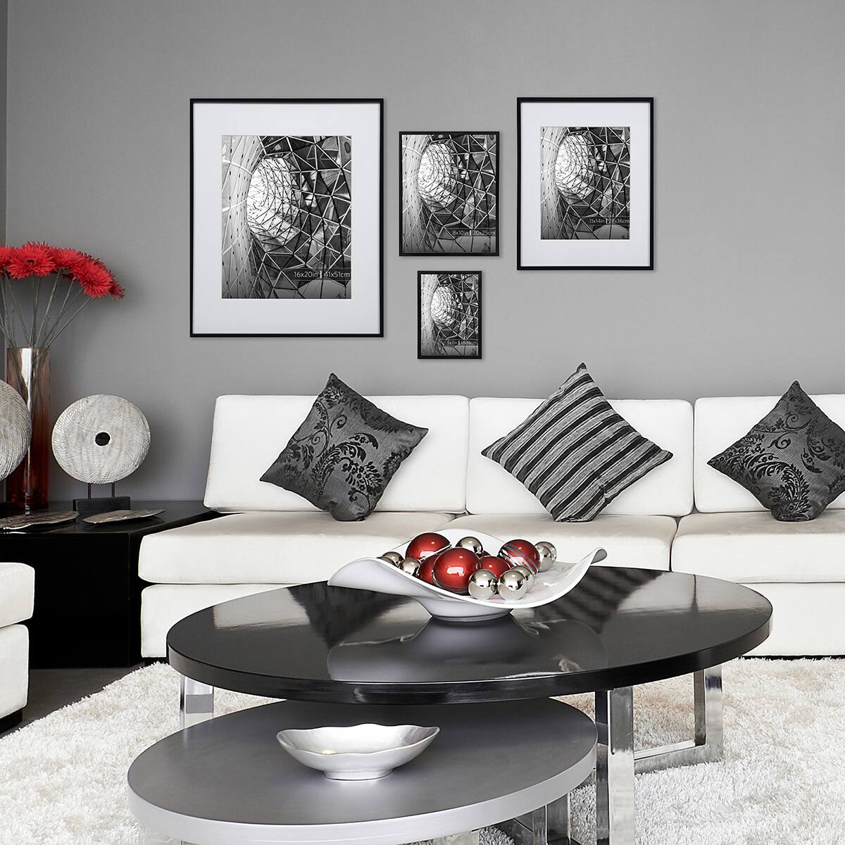 Nielsen&#xAE; Alpha Black Aluminum Matted Frame