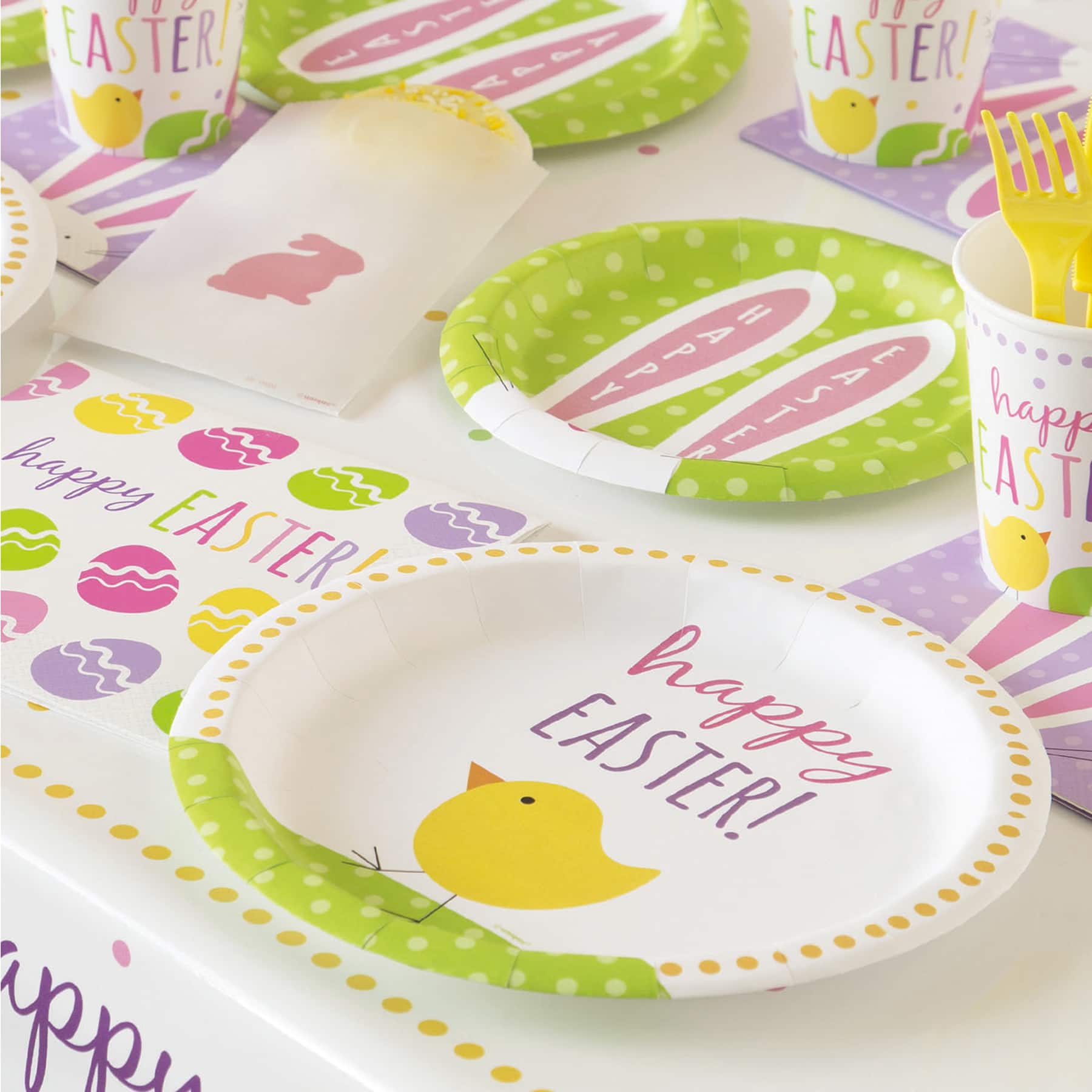 plastic easter plates