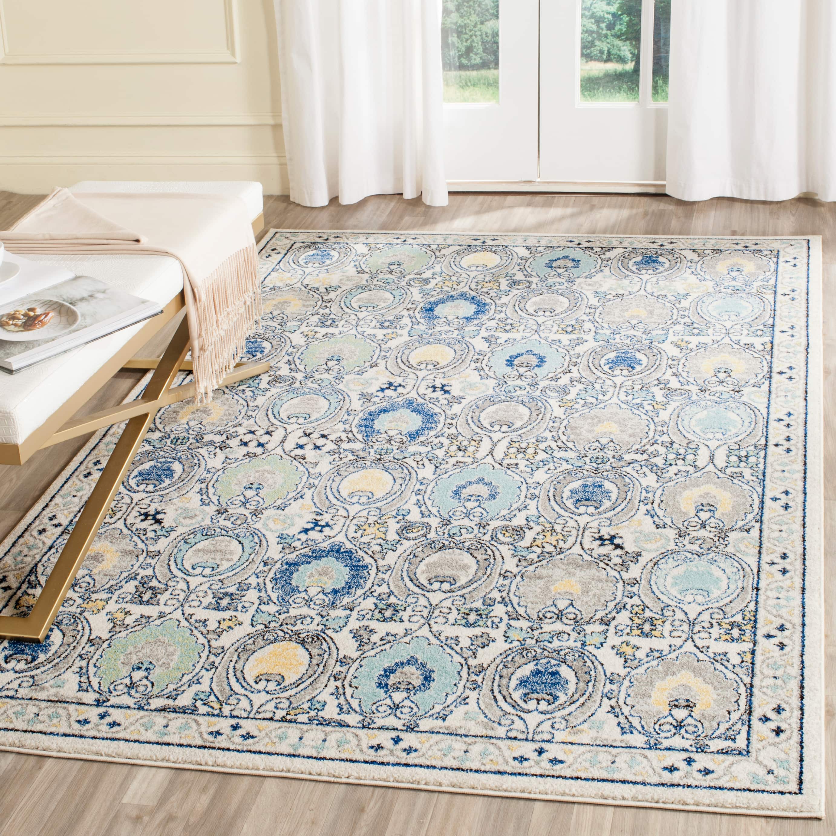 Evoke Border Medallion 4' X 6' Area Rug